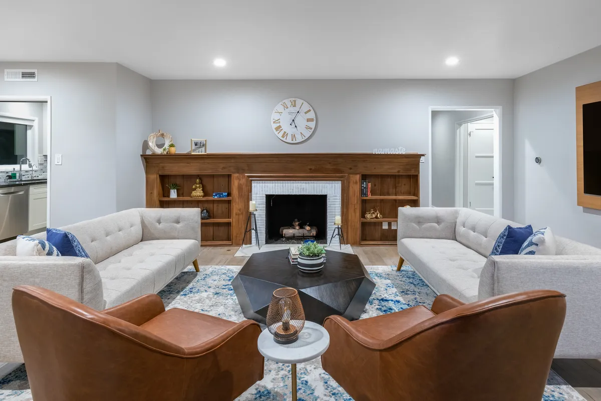 Wander Beverly Hills Eden #3