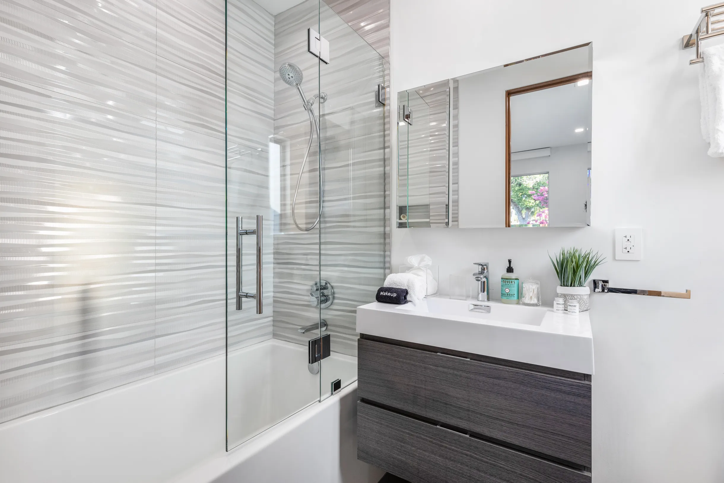 Wander West Hollywood Escape #10