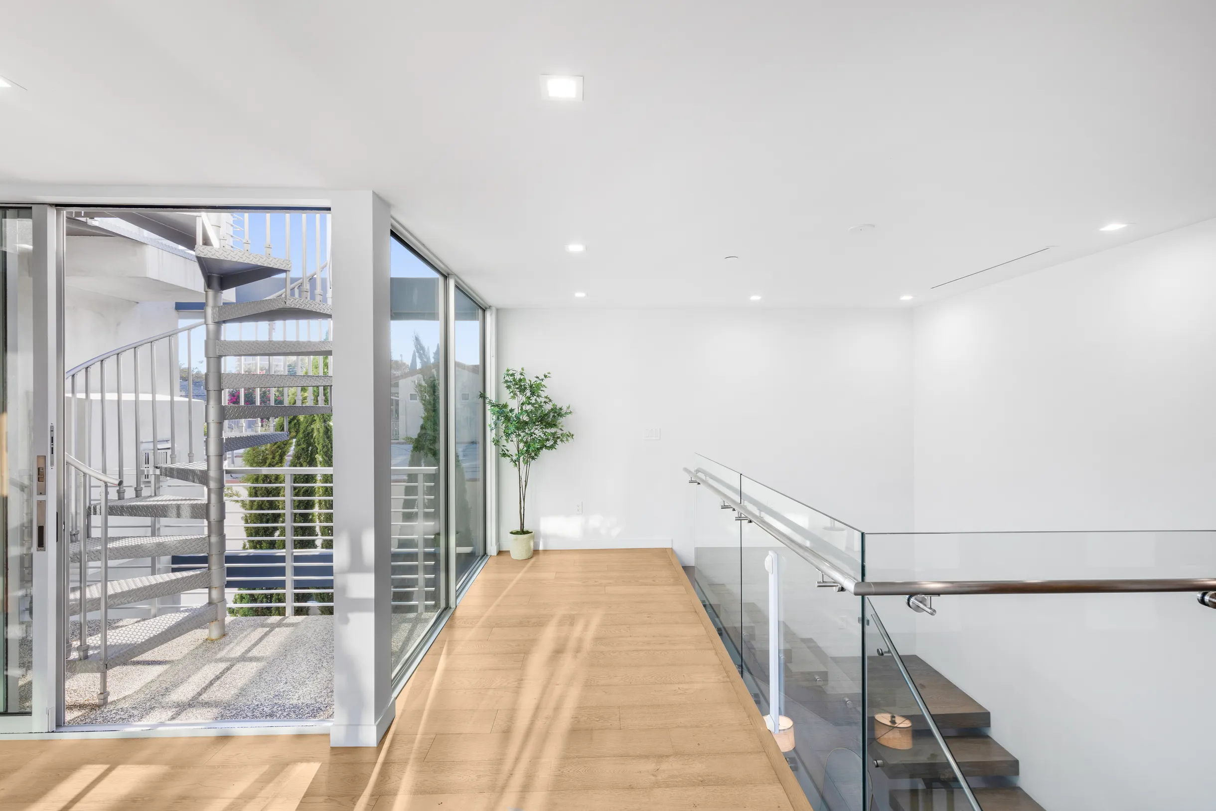 Wander West Hollywood Escape #24