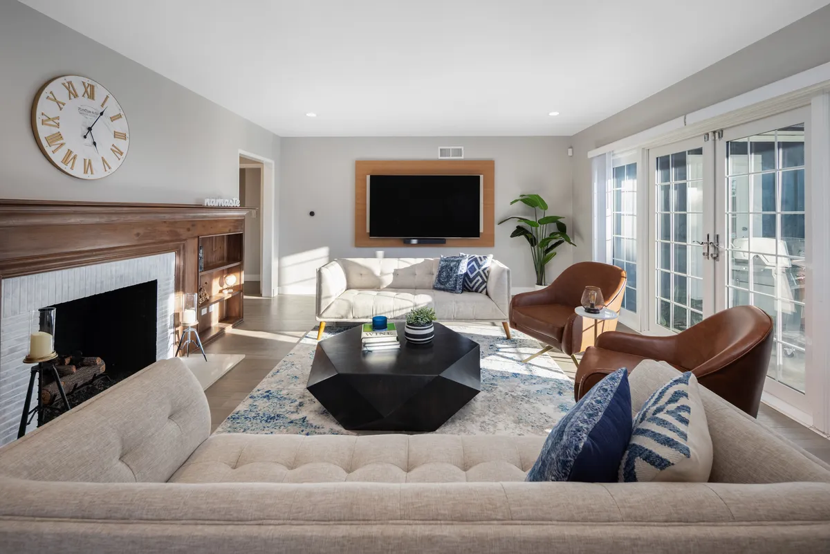 Wander Beverly Hills Eden #26