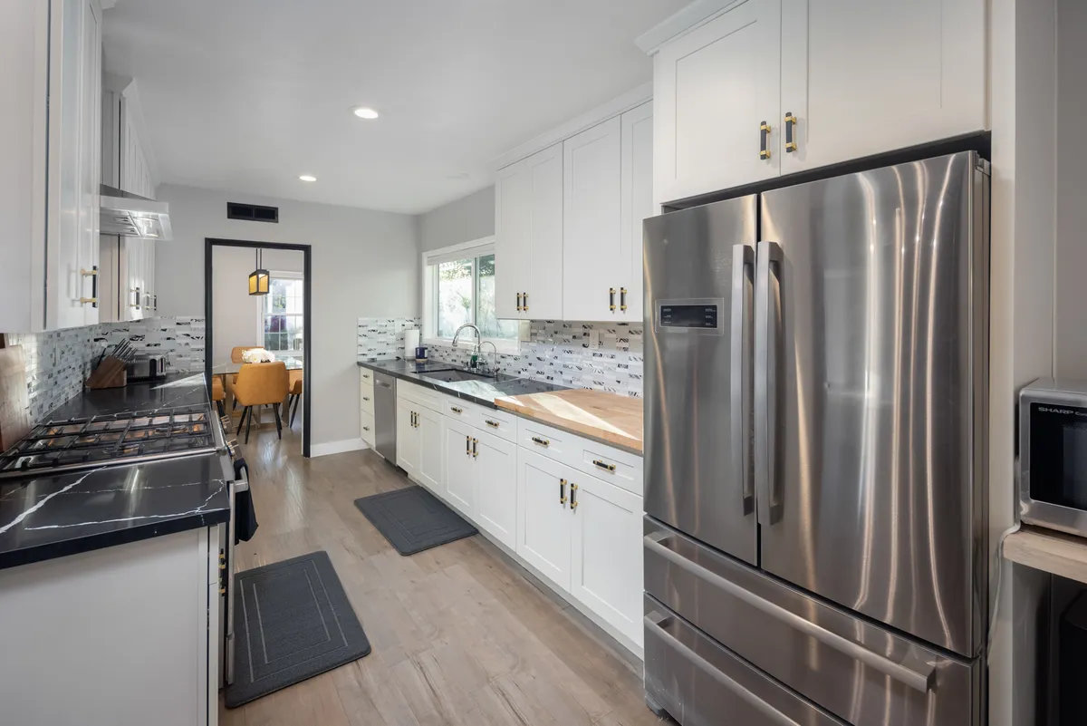 Wander Beverly Hills Eden #20