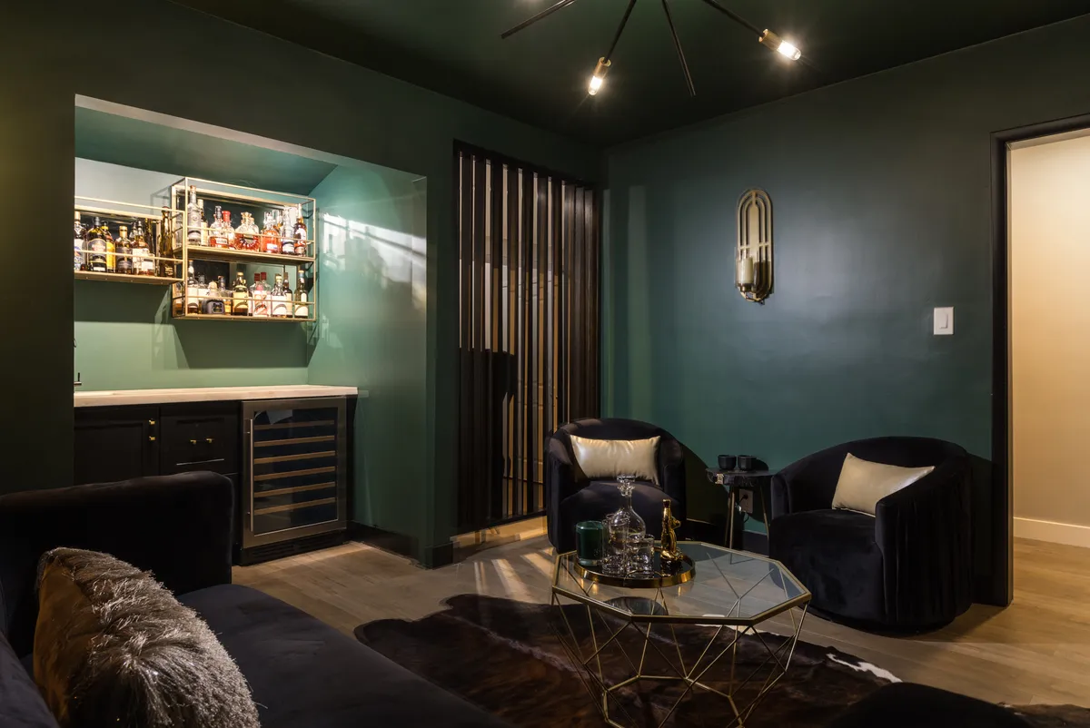 Wander Beverly Hills Eden #22