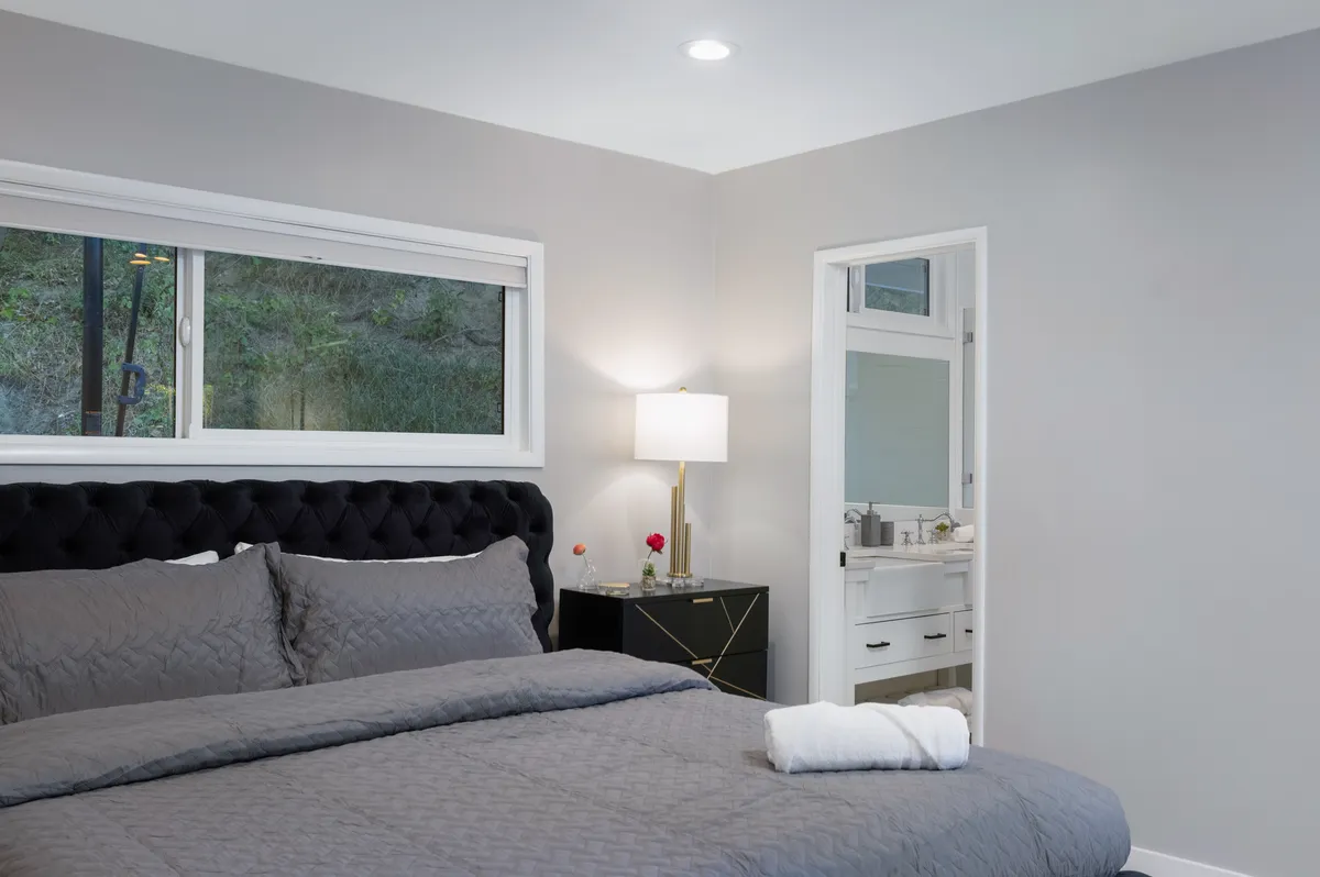 Wander Beverly Hills Eden #27