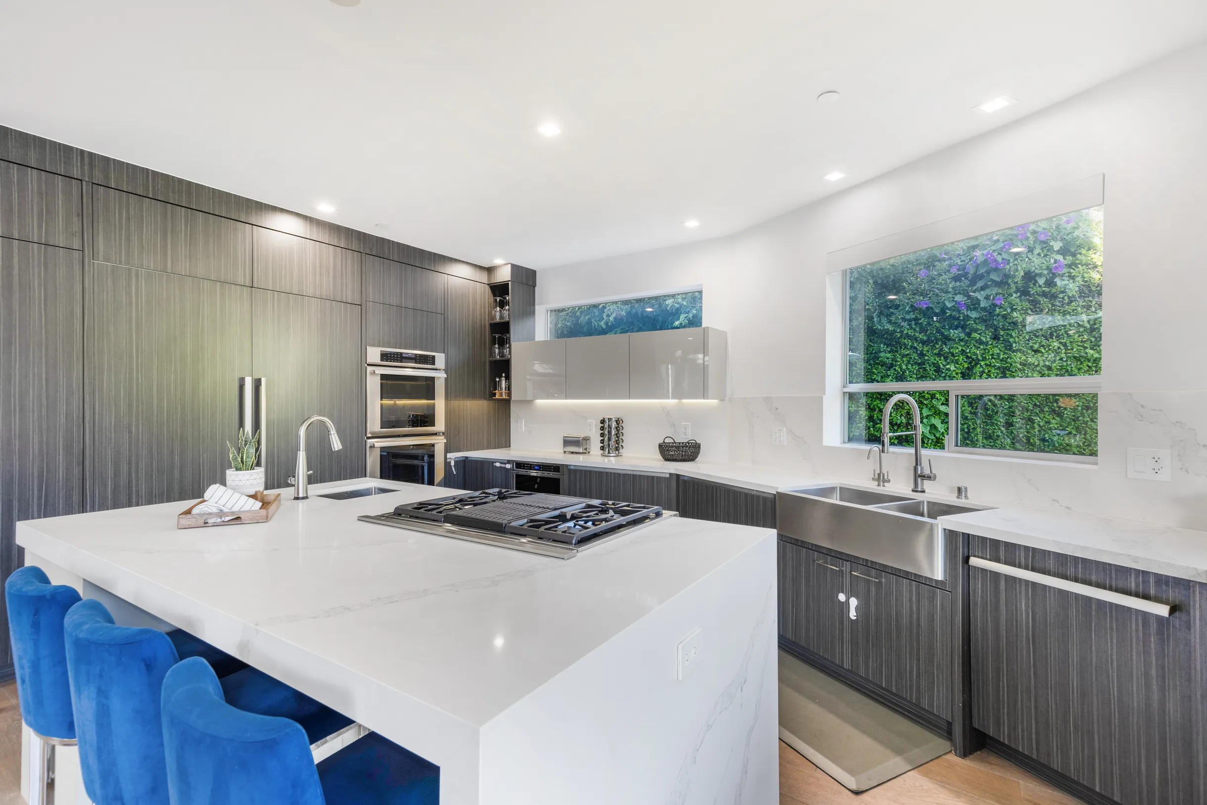 Wander West Hollywood Escape #28