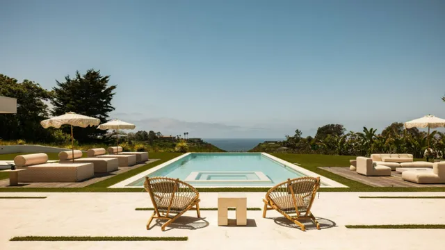Wander Malibu Heights #2