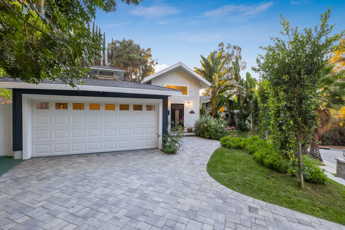 Wander Beverly Hills Eden #29