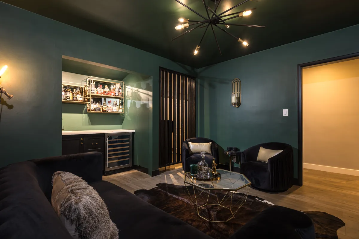 Wander Beverly Hills Eden #35