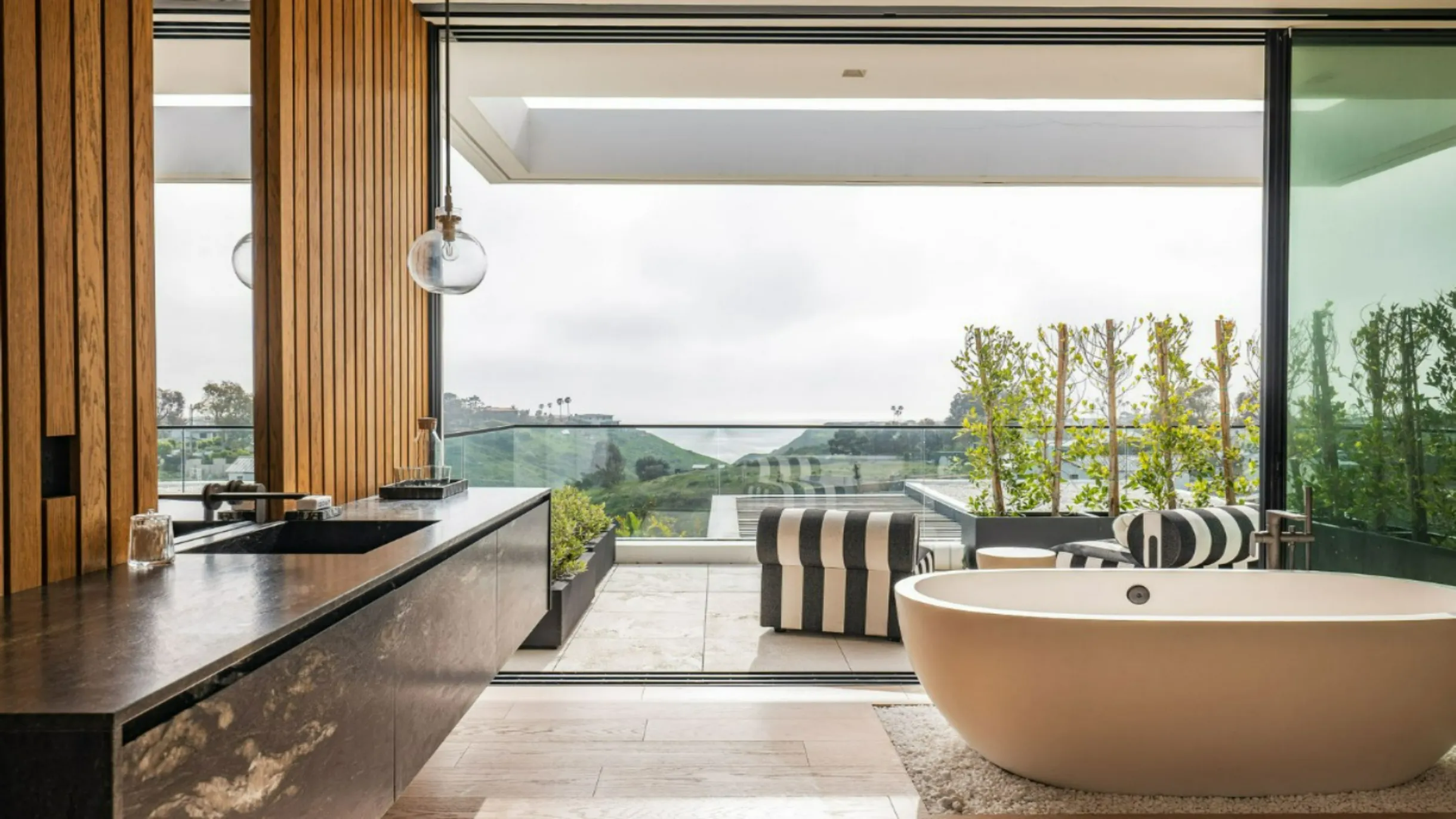 Wander Malibu Heights #30