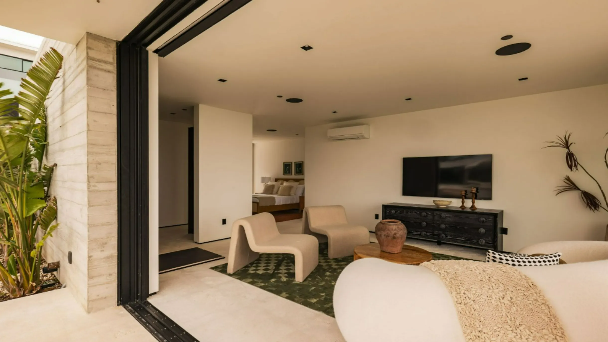 Wander Malibu Heights #65