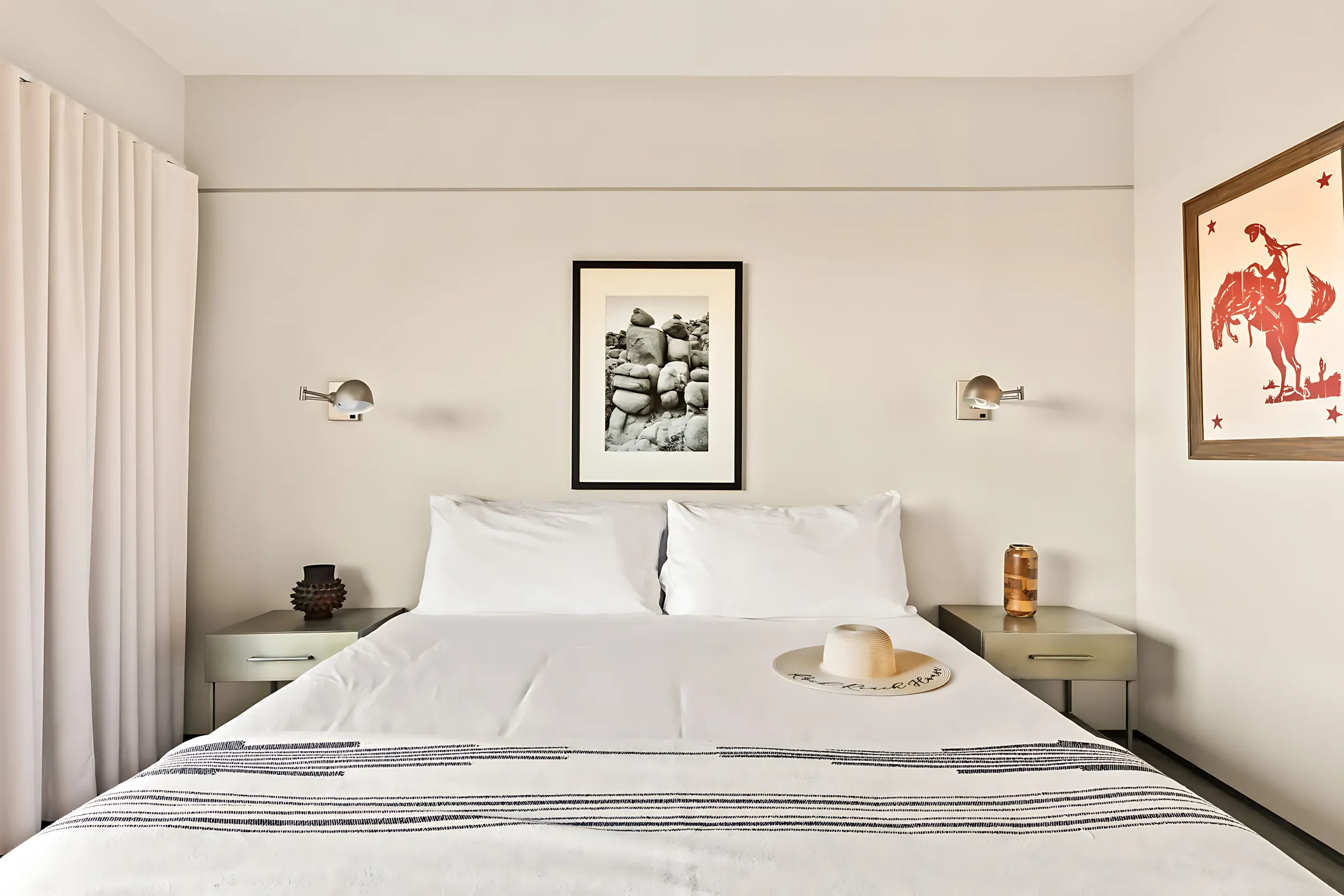 Wander High Desert Boulders #15