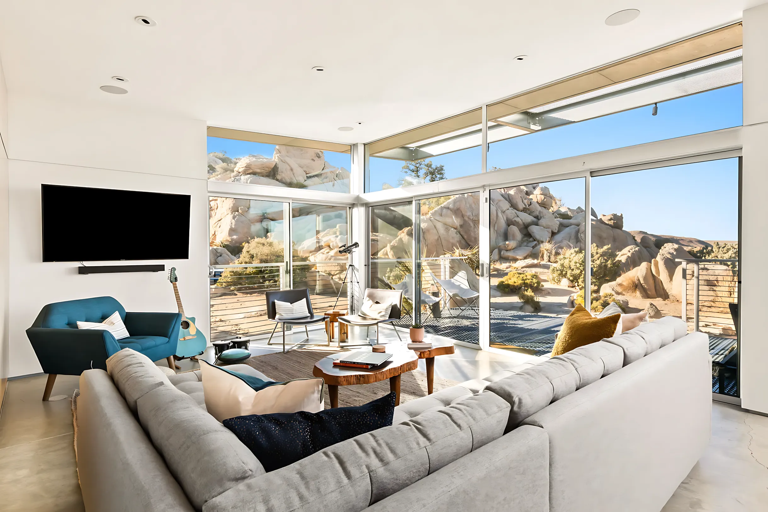 Wander High Desert Boulders #9