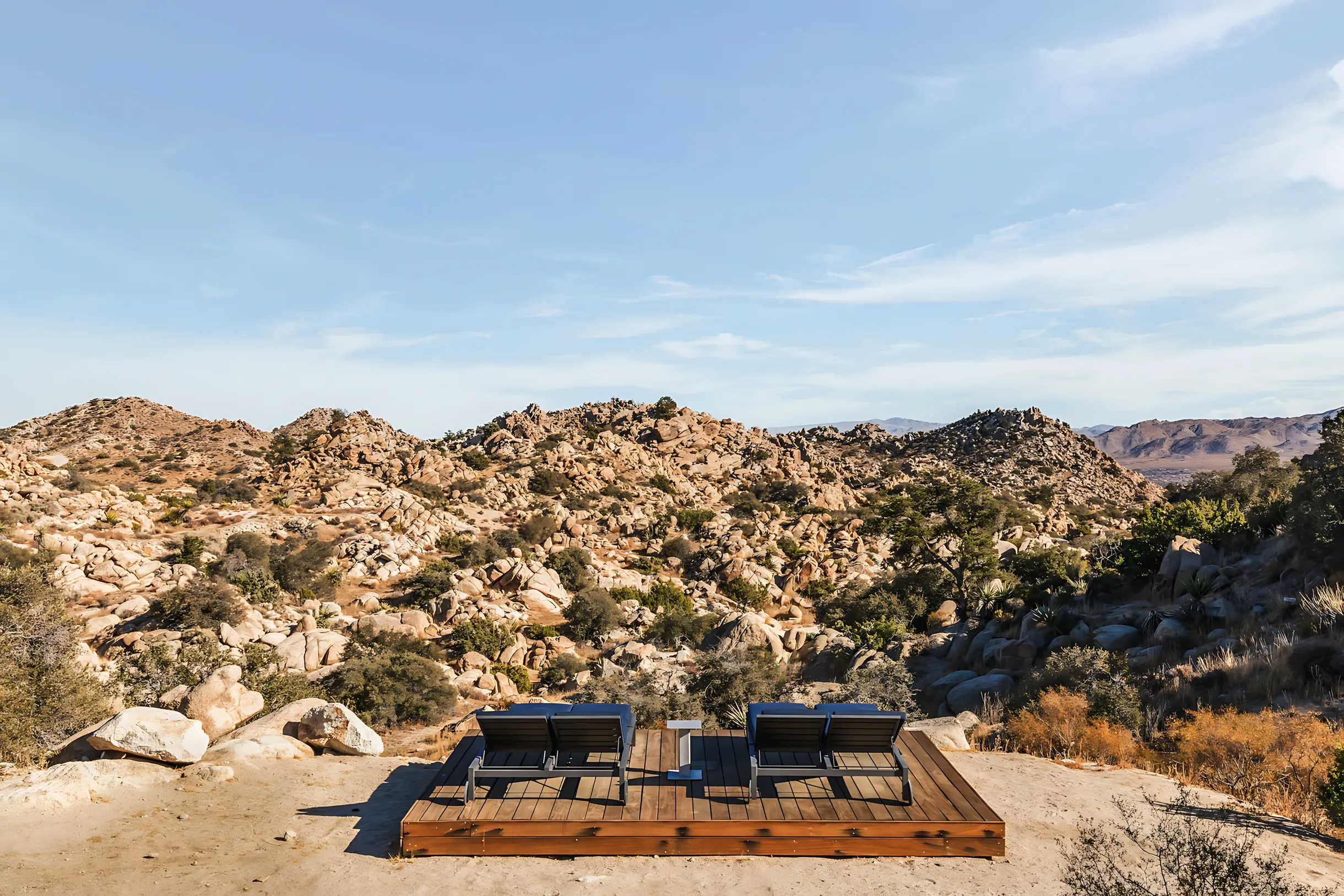 Wander High Desert Boulders #24