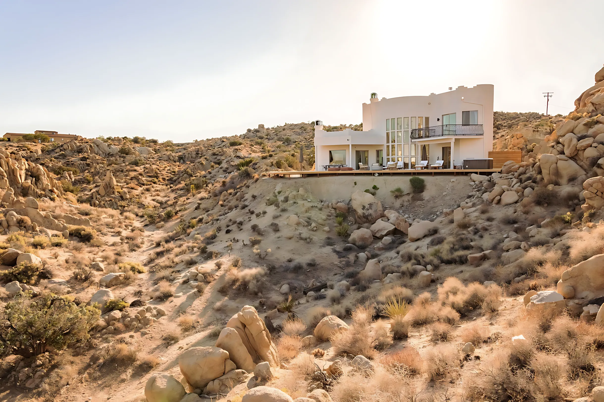 Wander Joshua Tree Estate #35