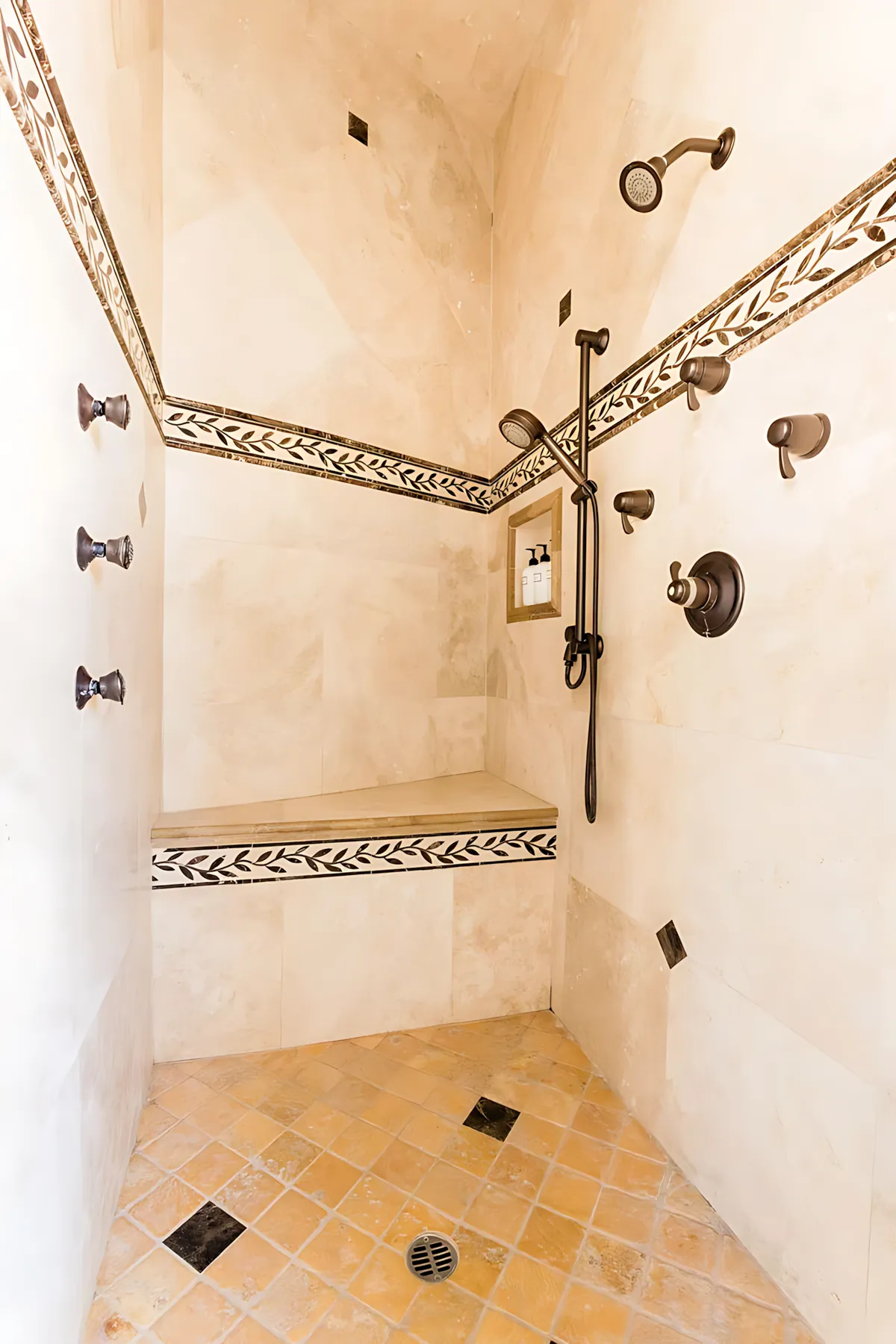 Wander Joshua Tree Estate #20