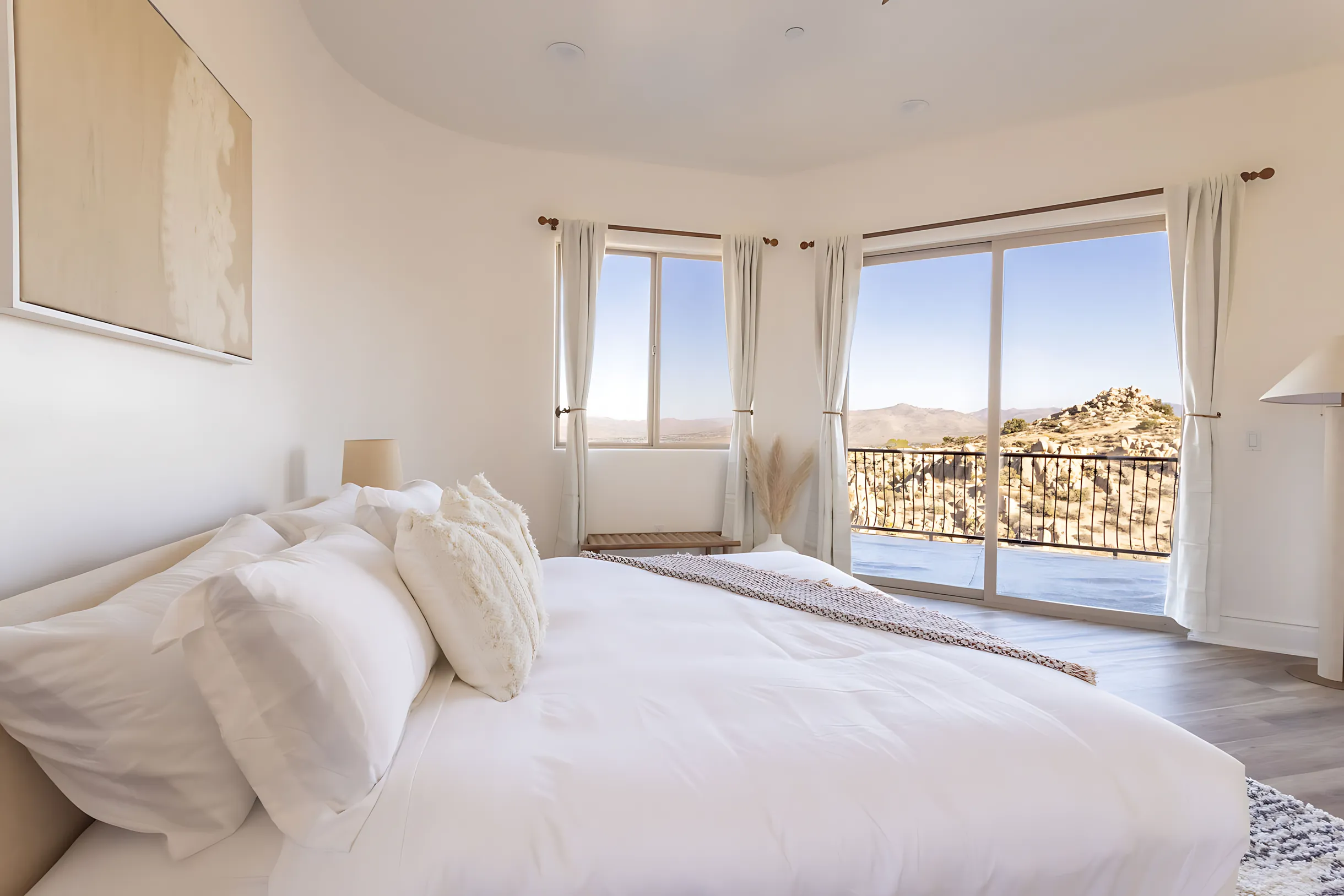 Wander Joshua Tree Estate #24