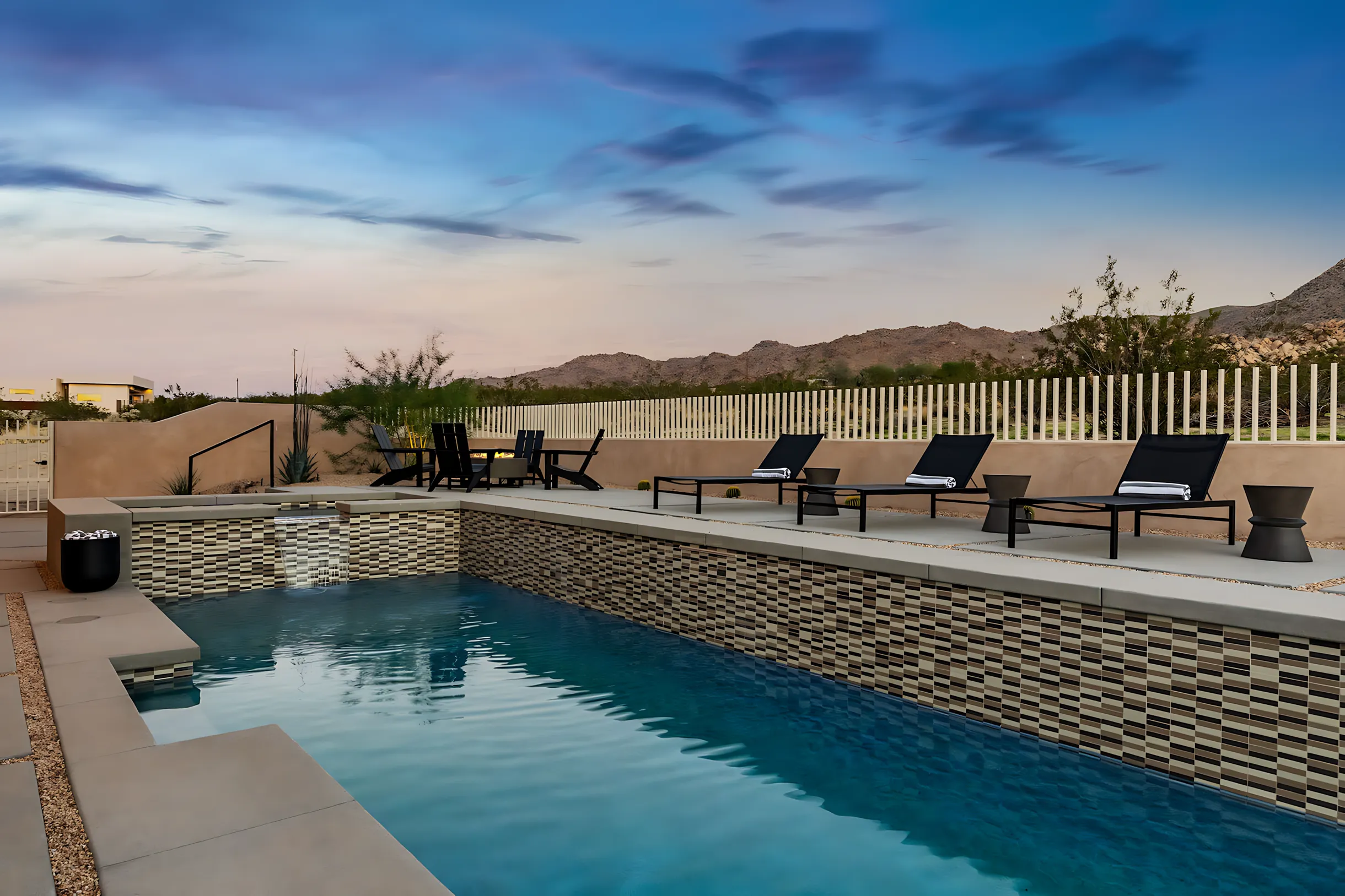 Wander Joshua Tree Crest #5