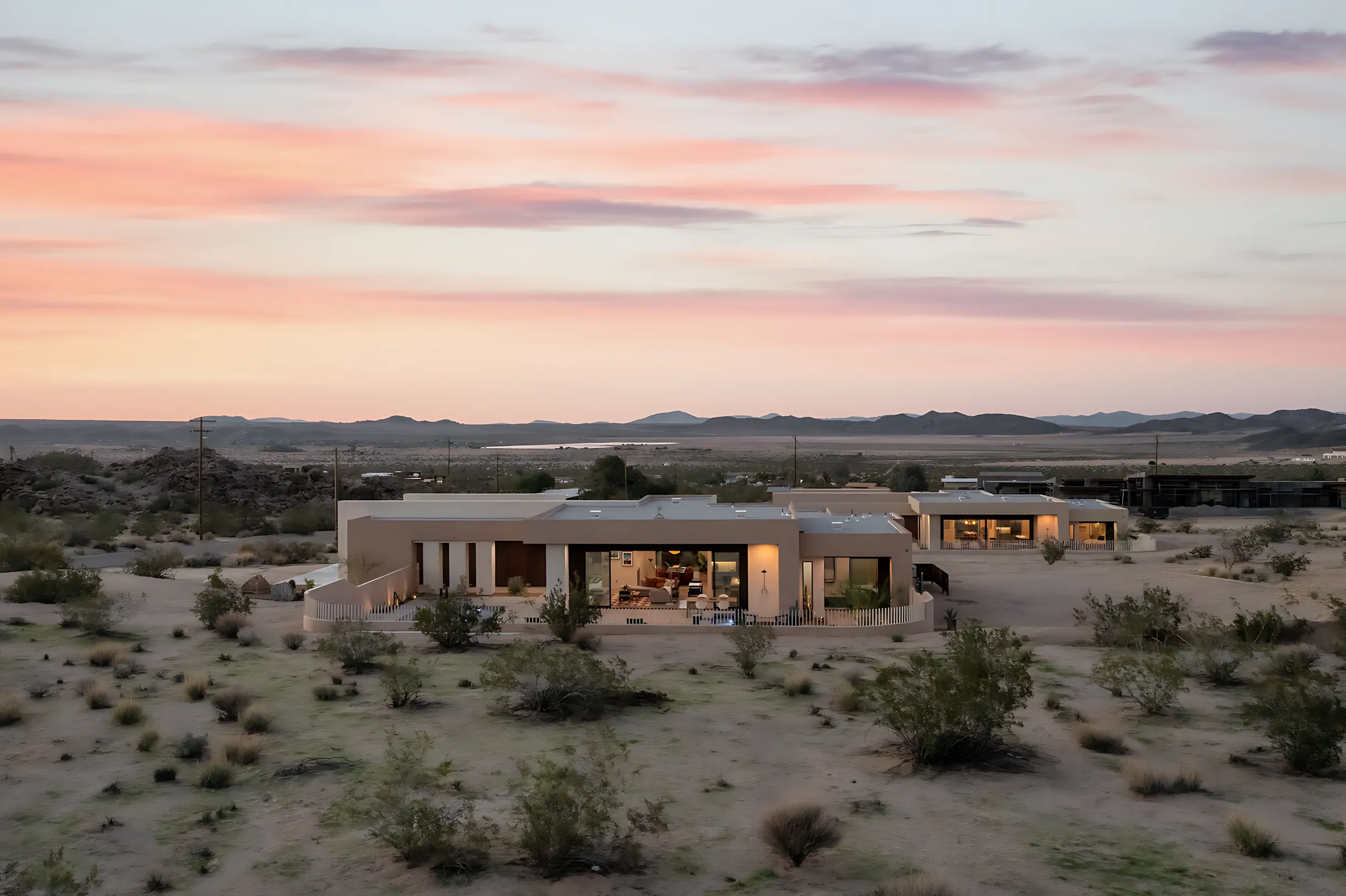 Wander Joshua Tree Crest #40