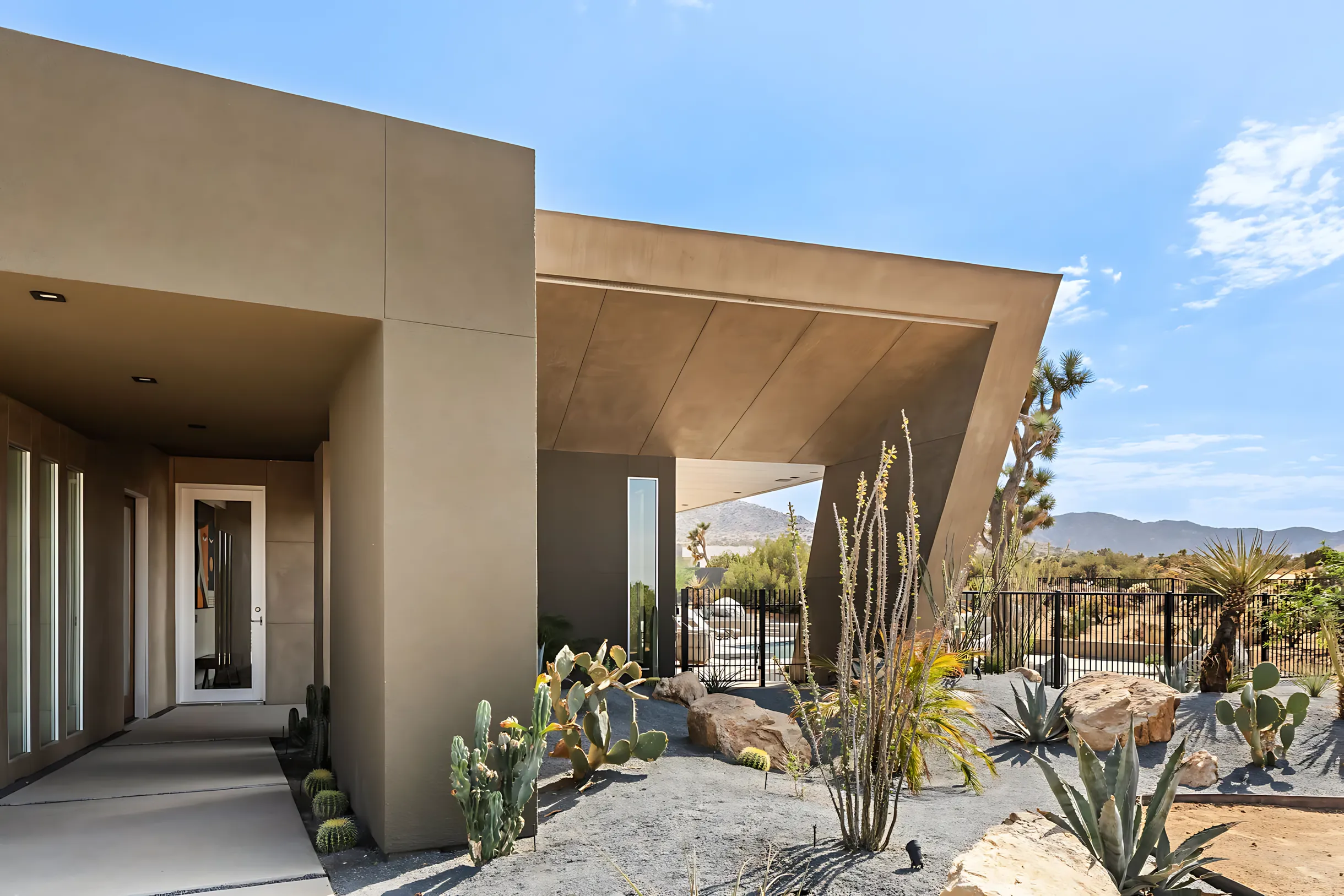 Wander High Desert Sandstone #33