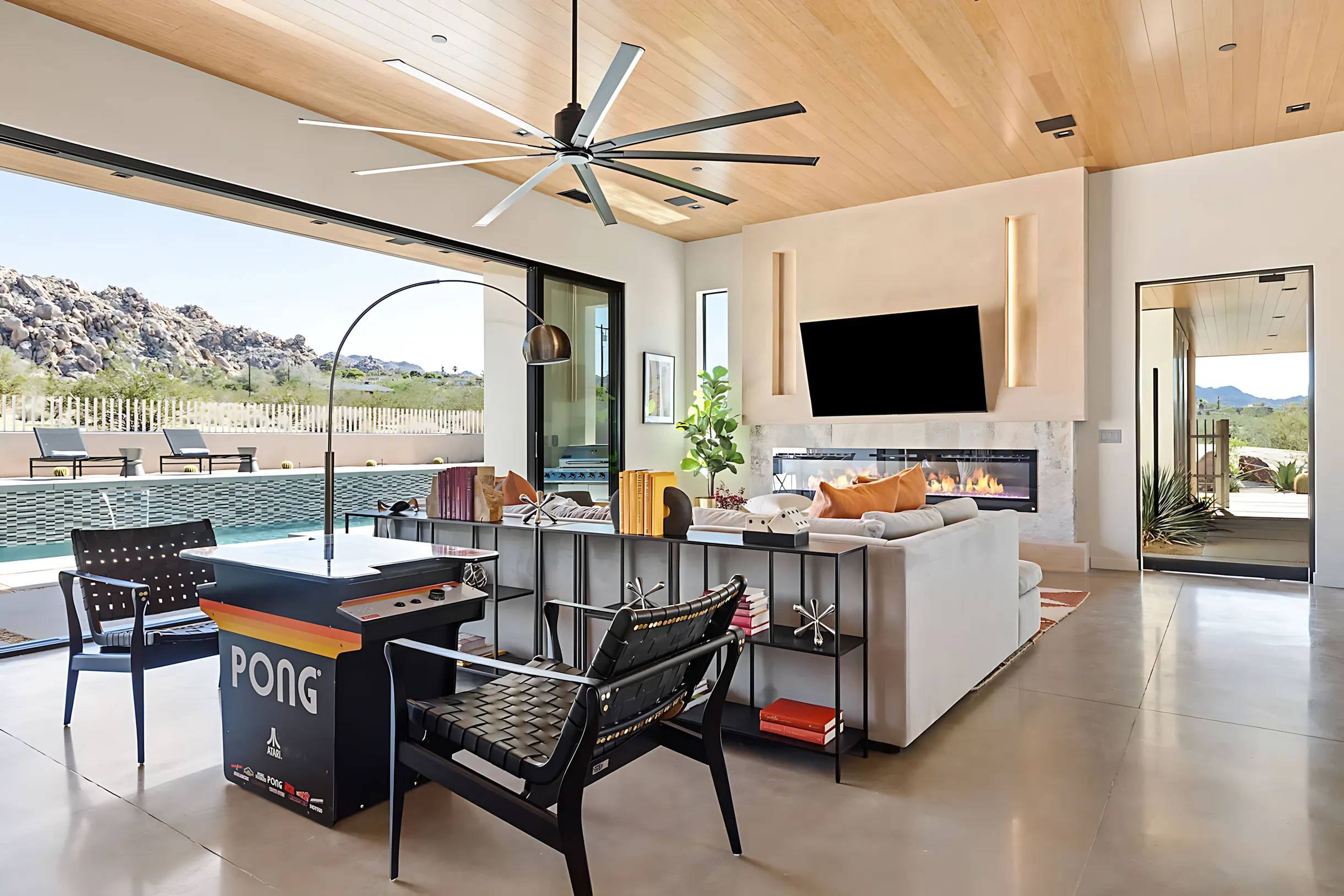 Wander Joshua Tree Crest #38