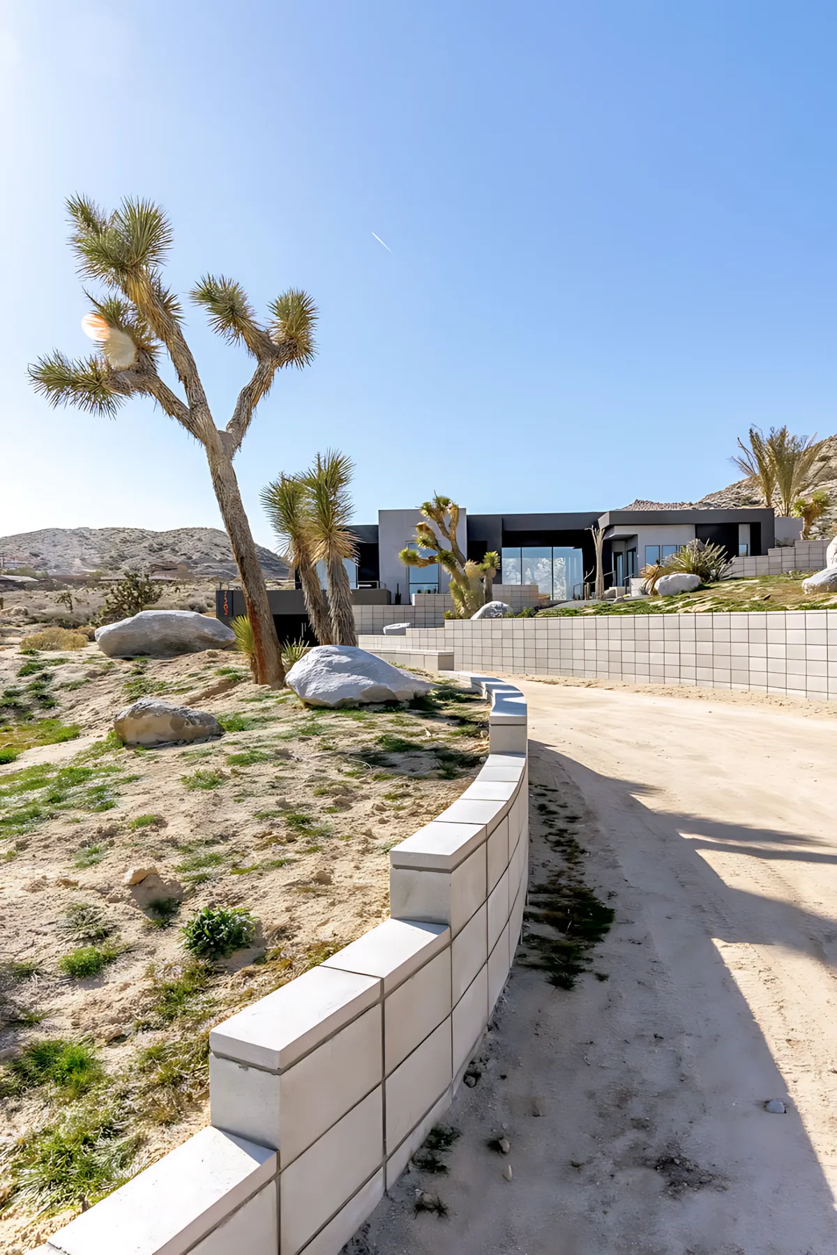 Wander High Desert Modern #40