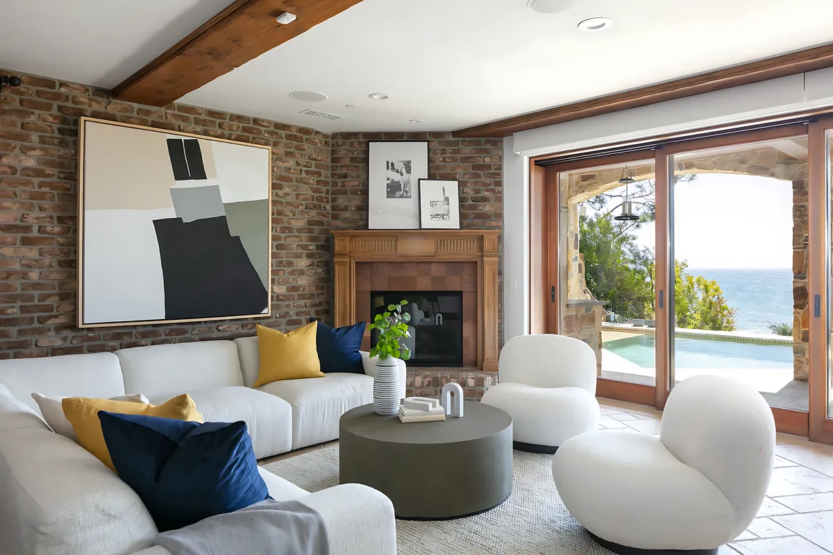 Wander Newport Shorecliff