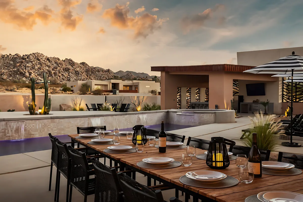 Wander Joshua Tree Peaks