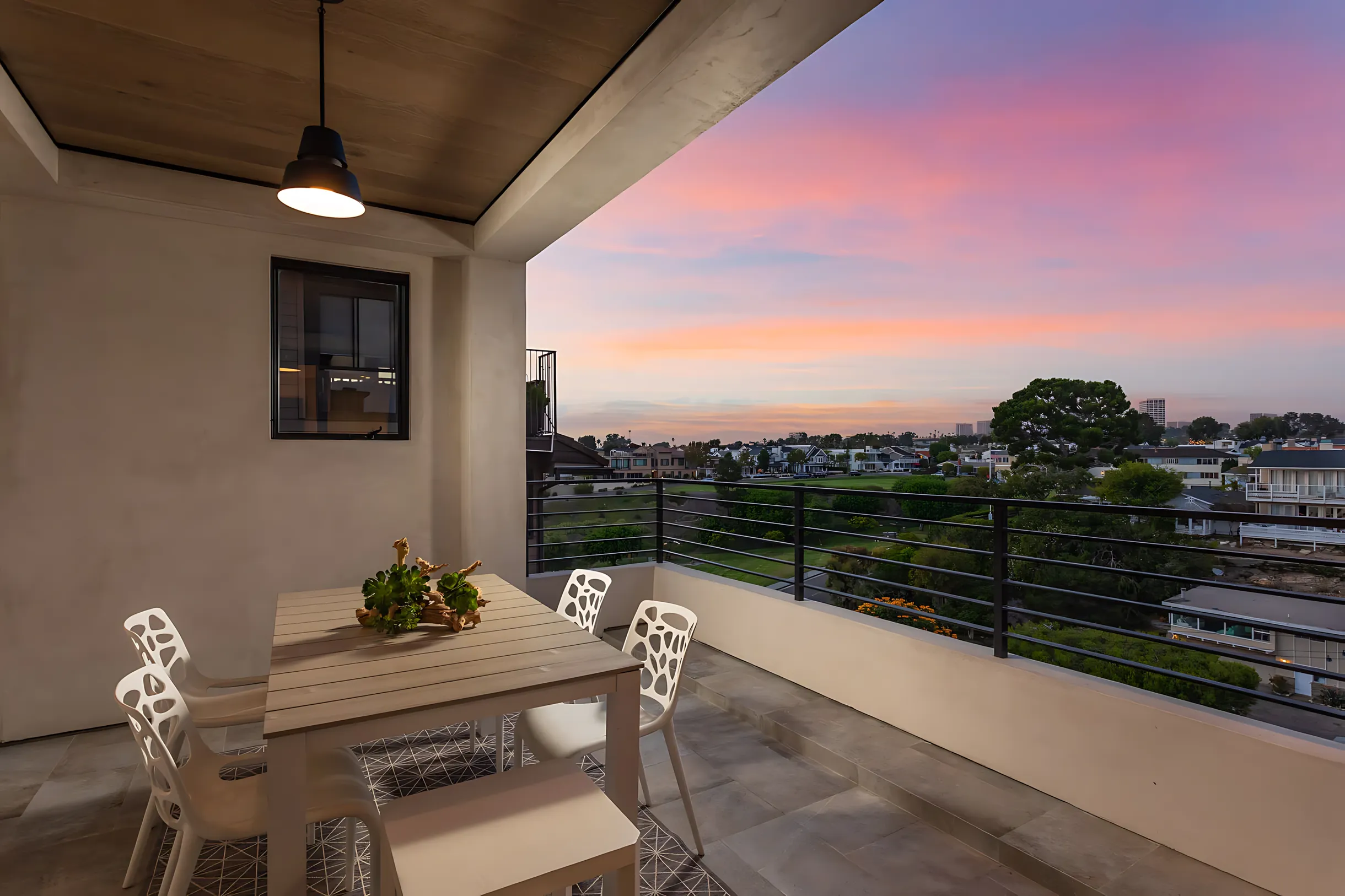 Wander Newport Beach Modern #7