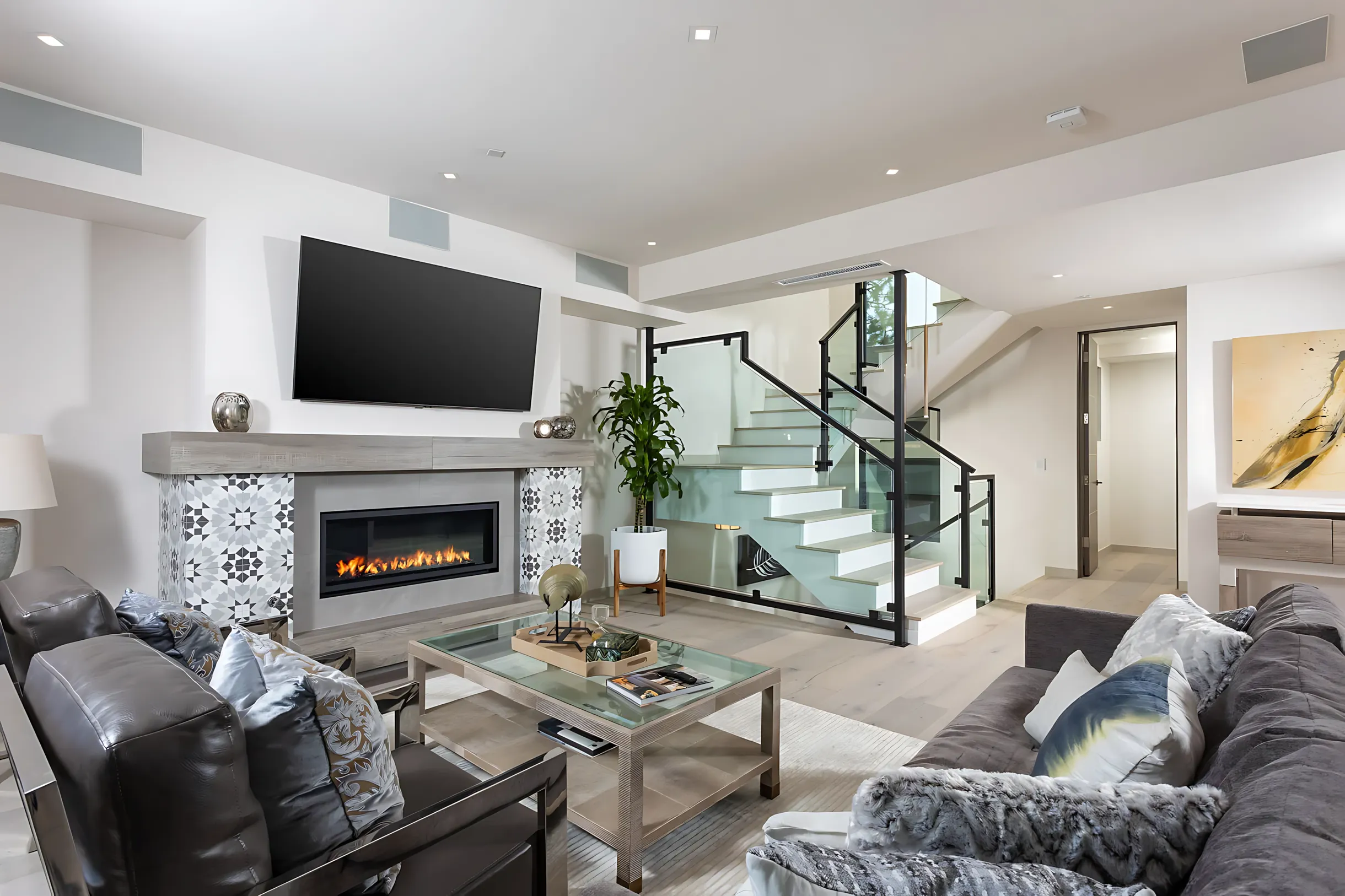 Wander Newport Beach Modern #13