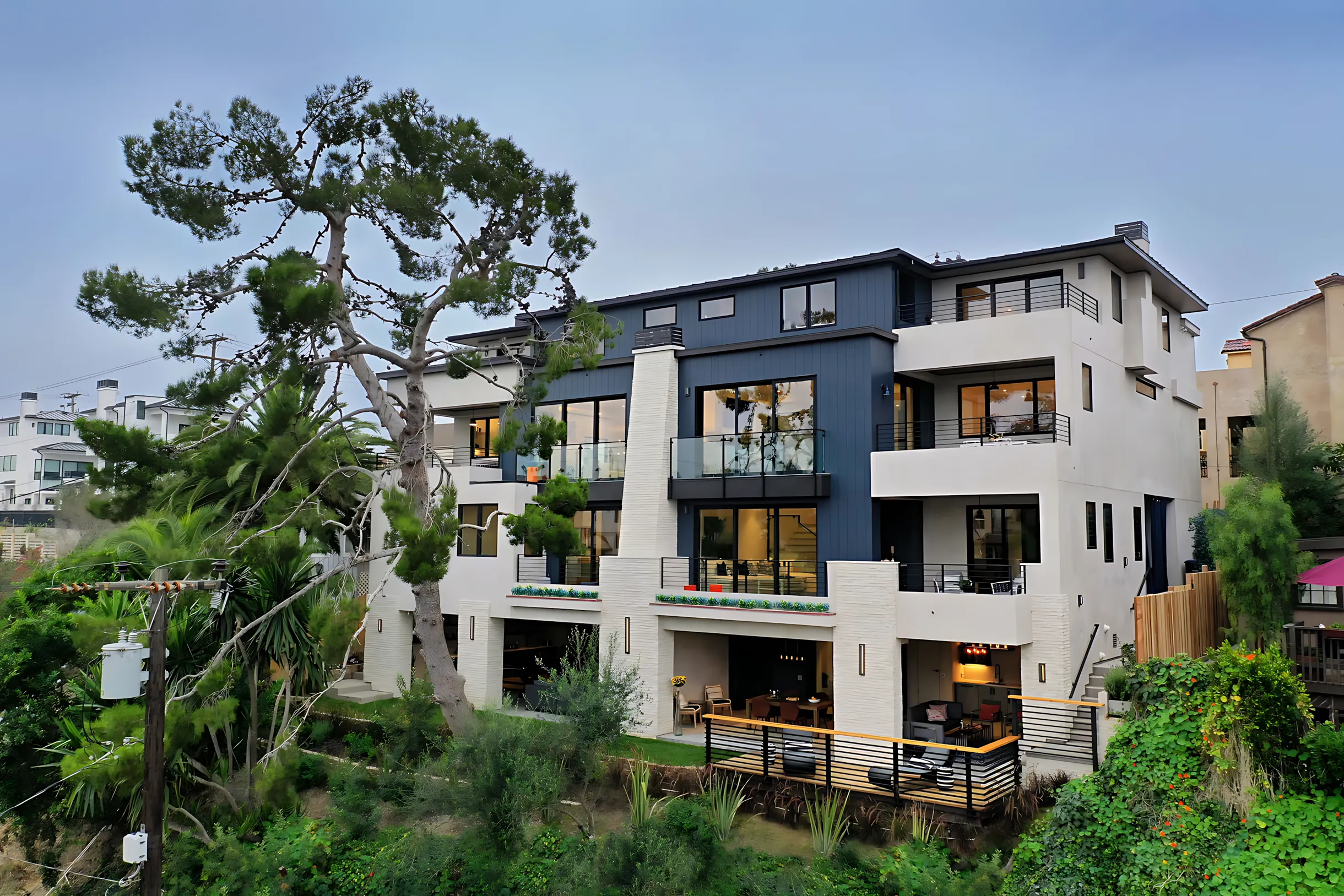 Wander Newport Beach Modern #53