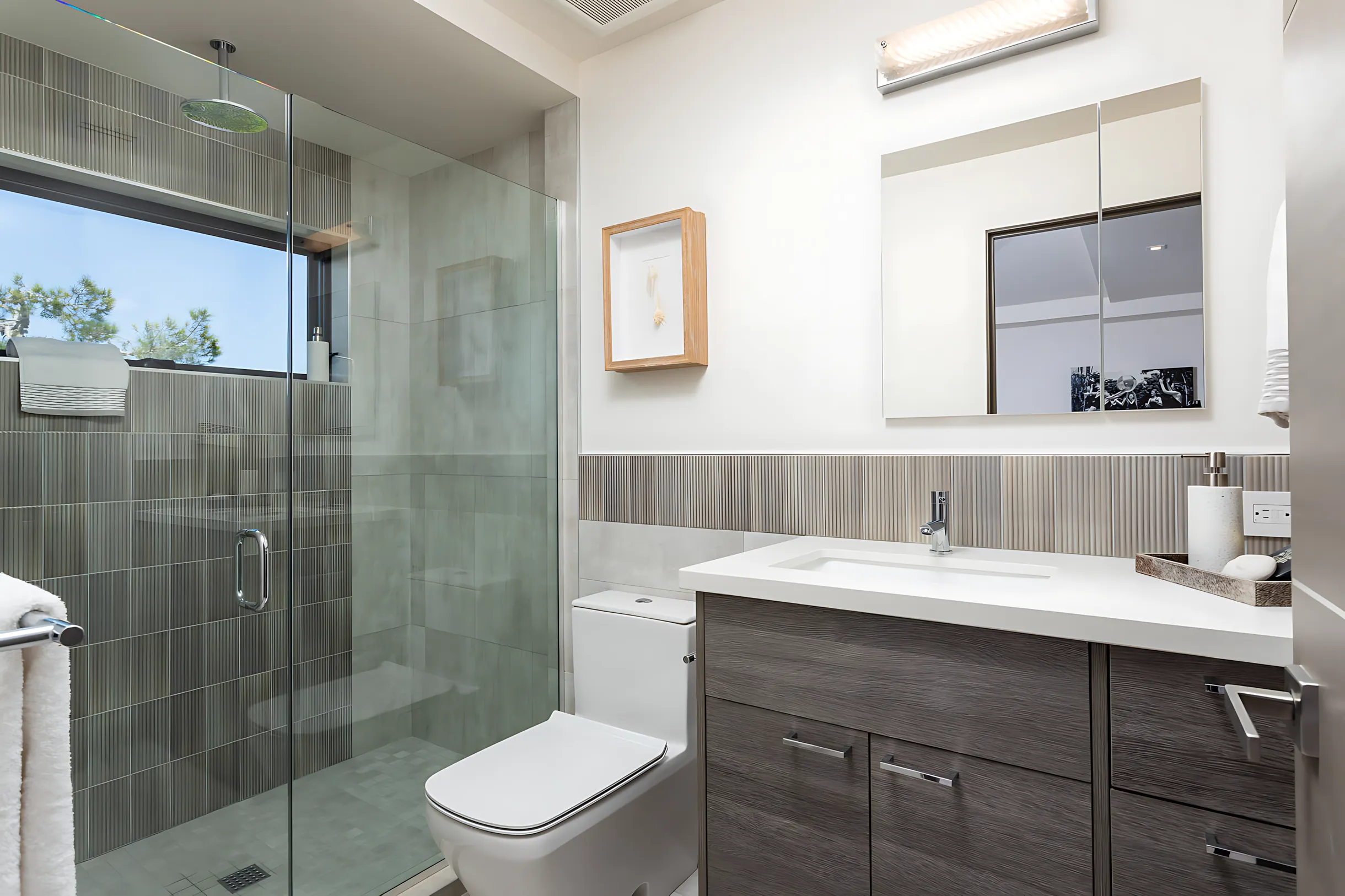 Wander Newport Beach Modern #25