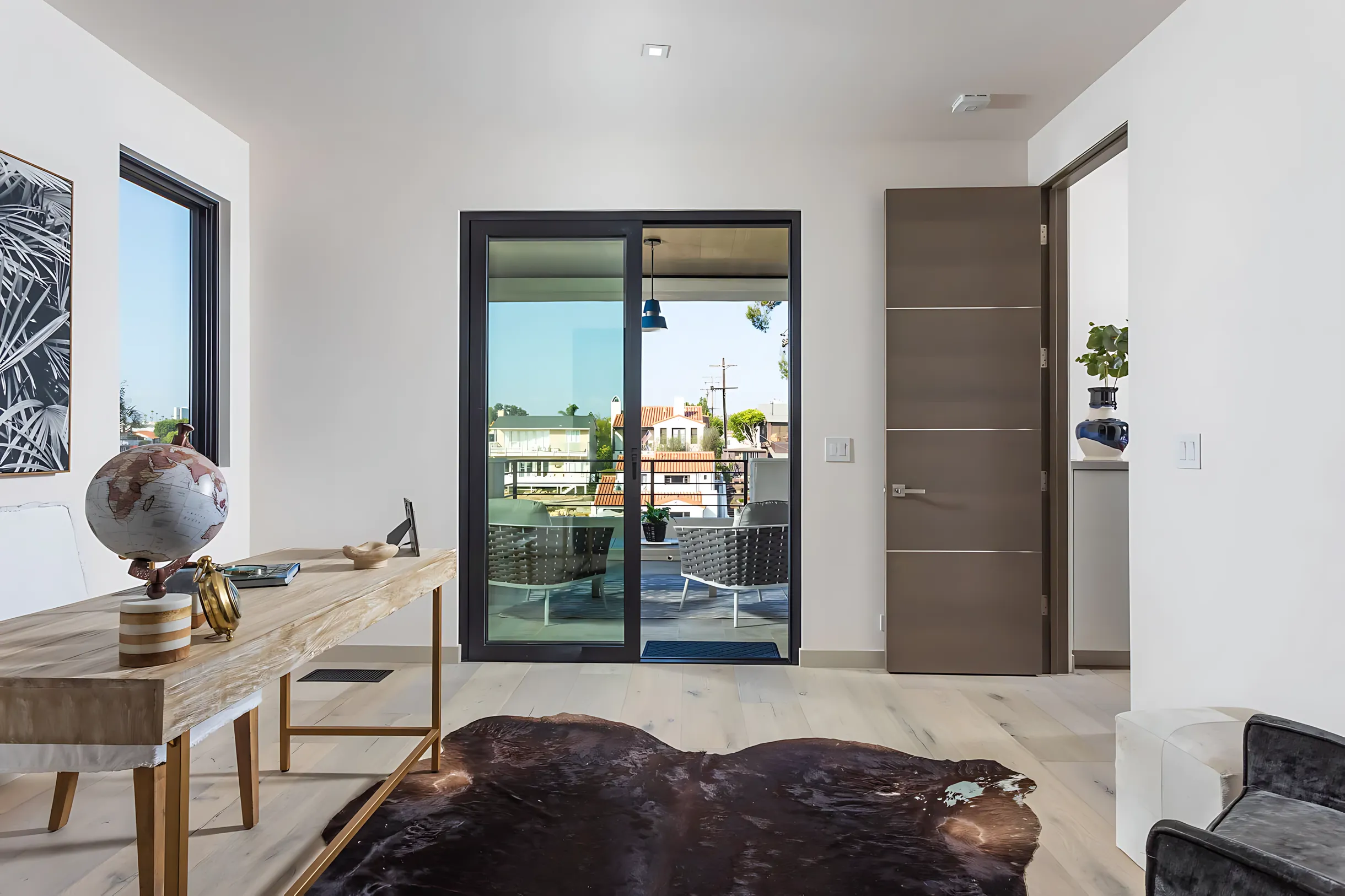 Wander Newport Beach Modern #26