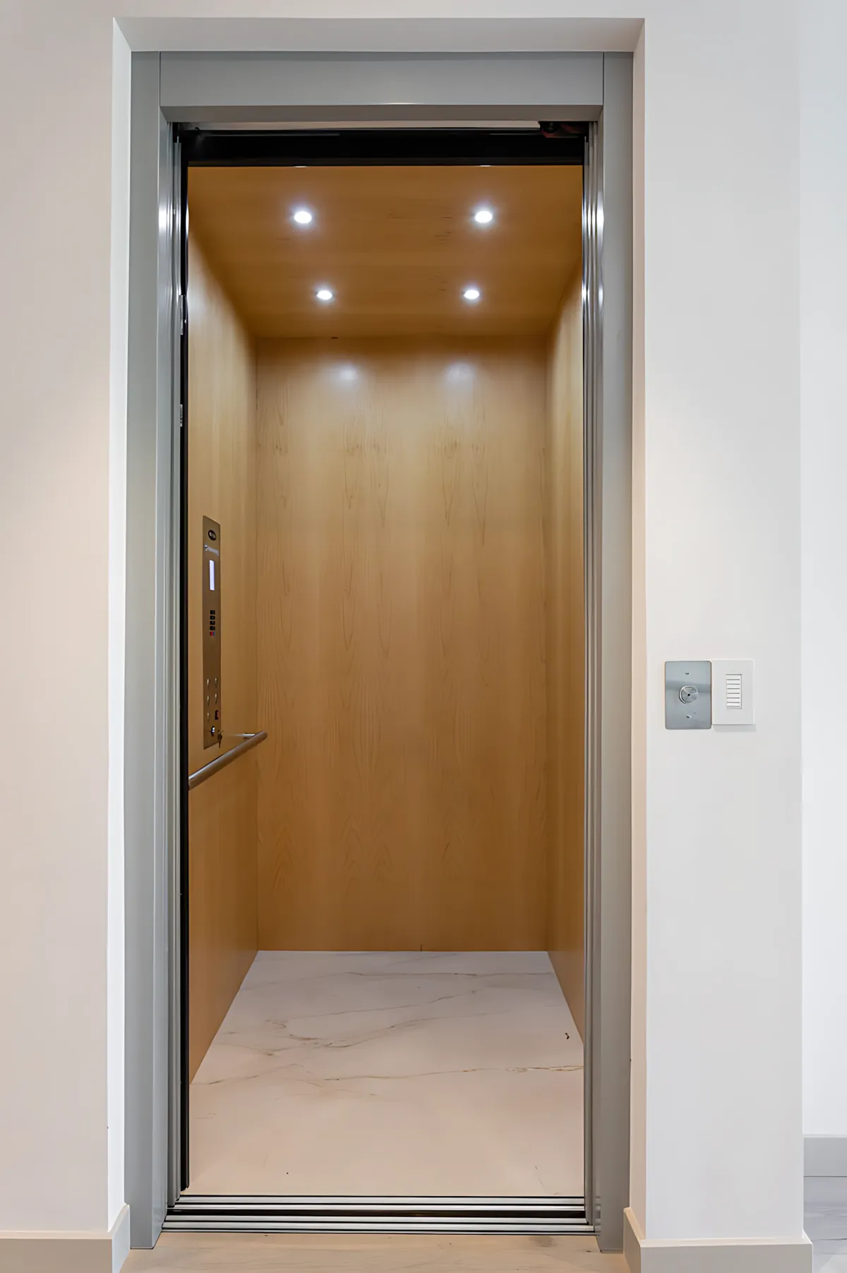 Wander Newport Beach Modern #30