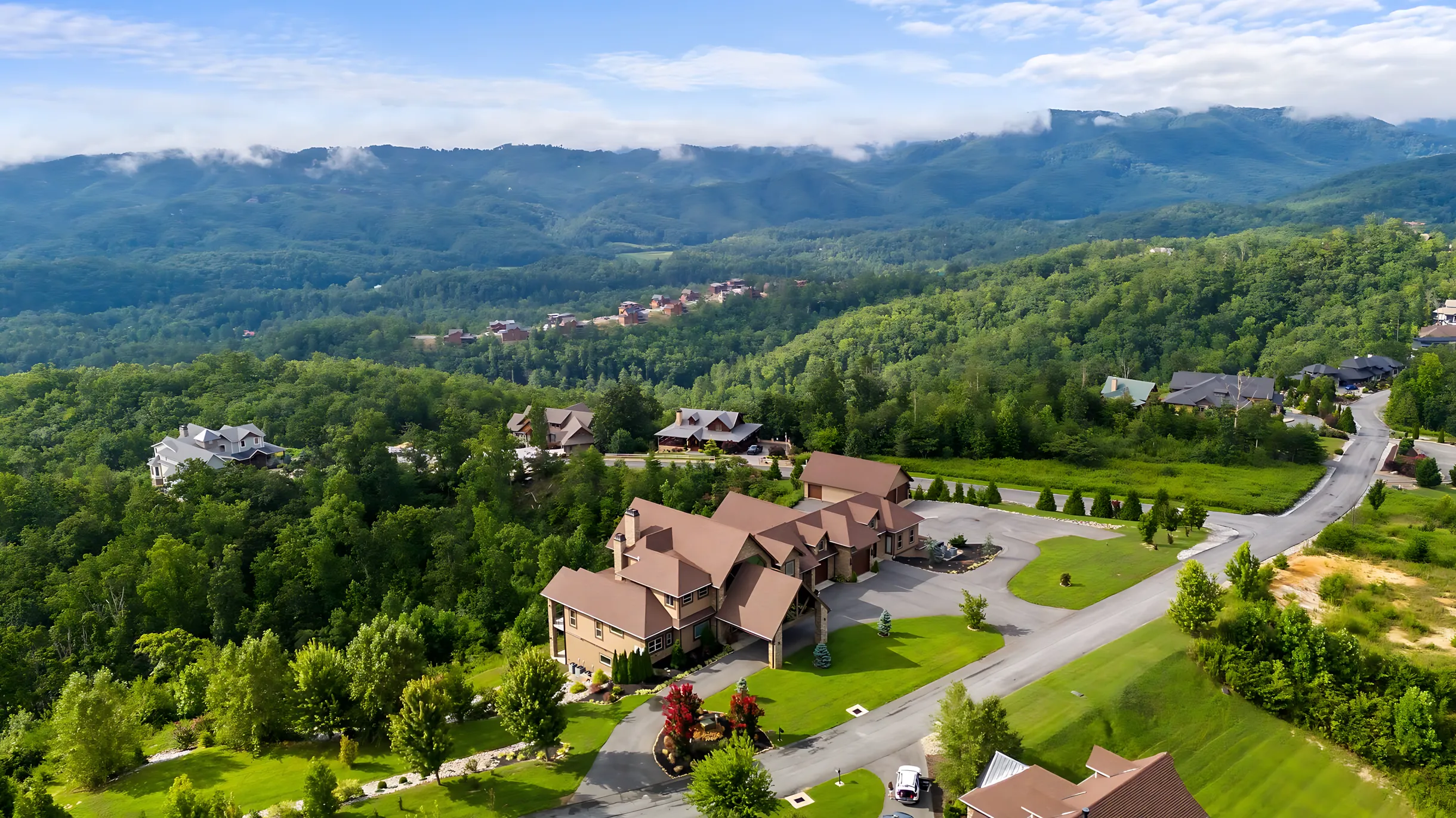 Wander Pigeon Forge Bluff #111