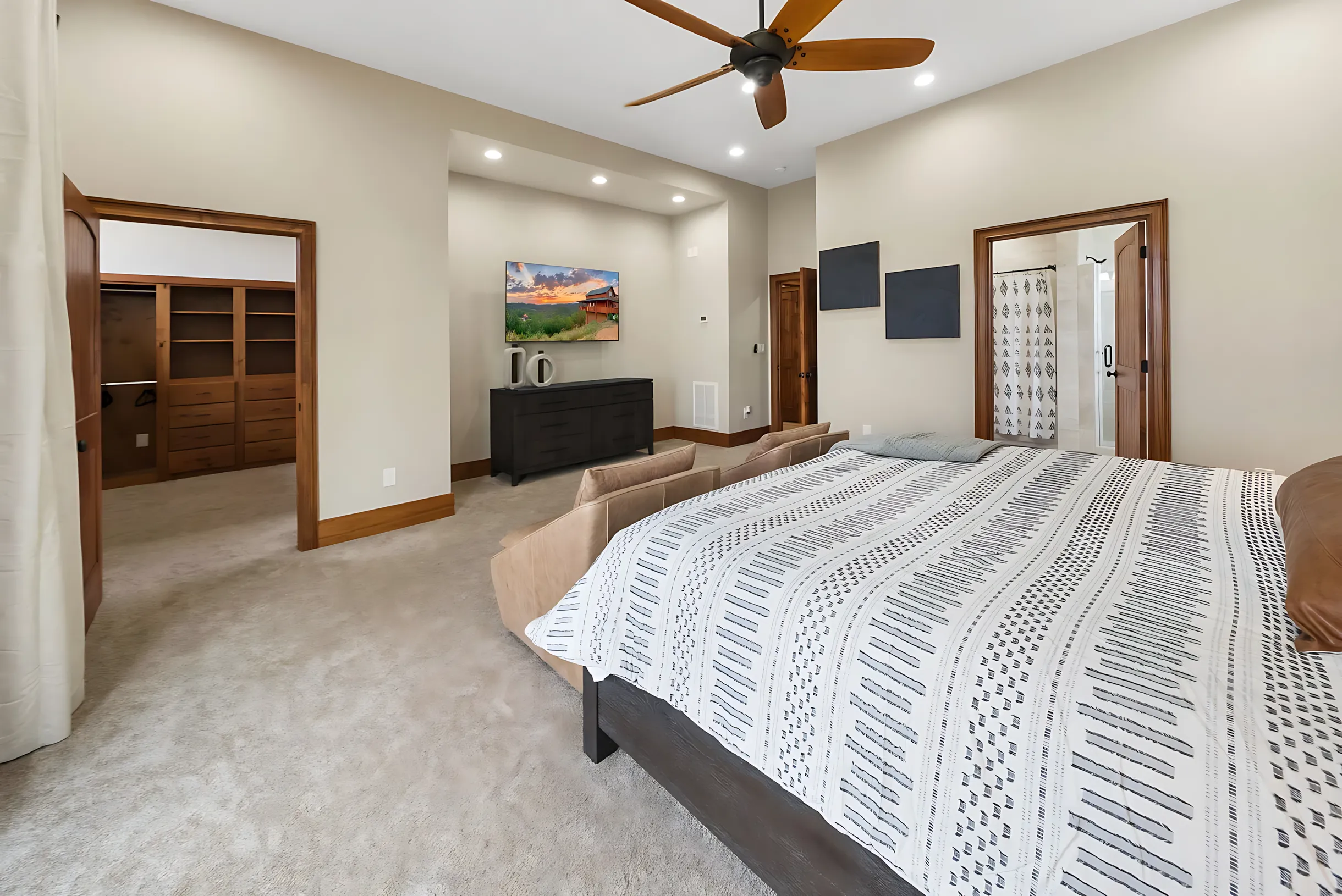 Wander Pigeon Forge Bluff #35