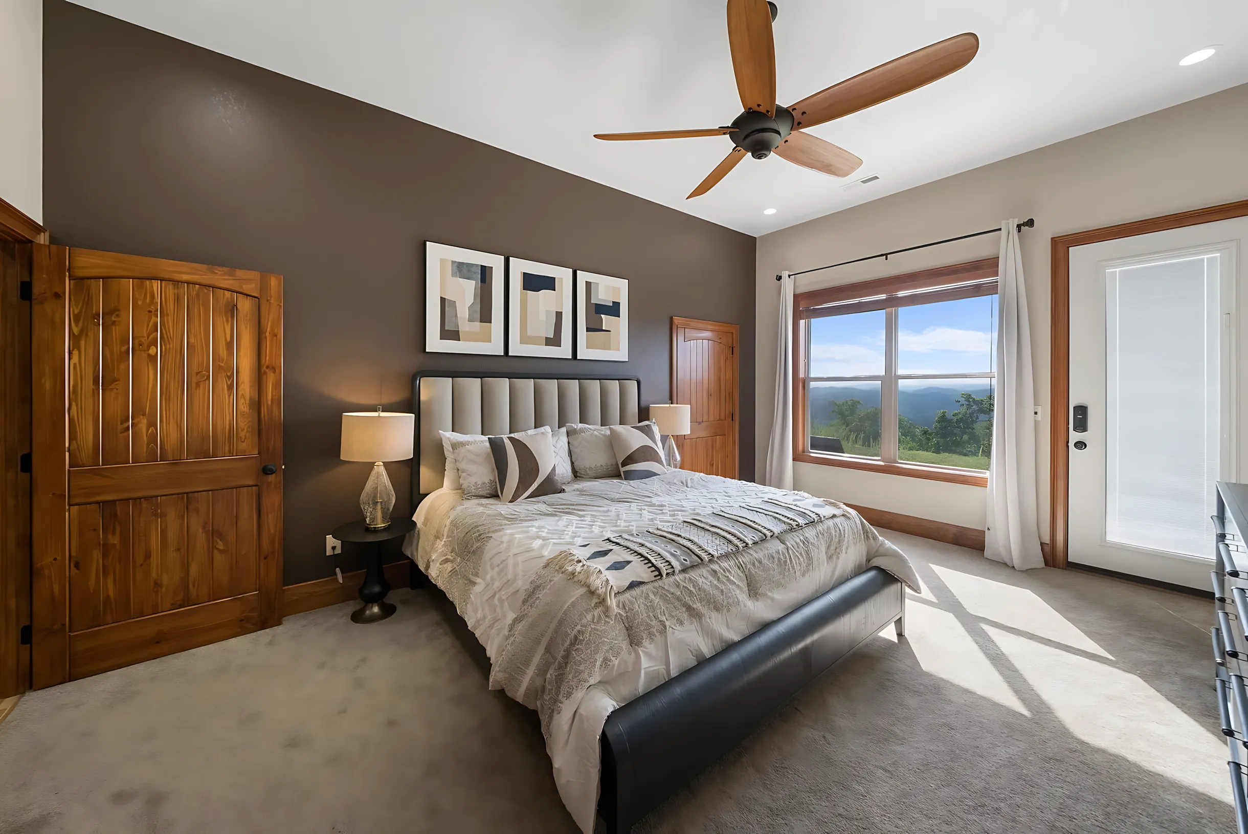 Wander Pigeon Forge Bluff #12