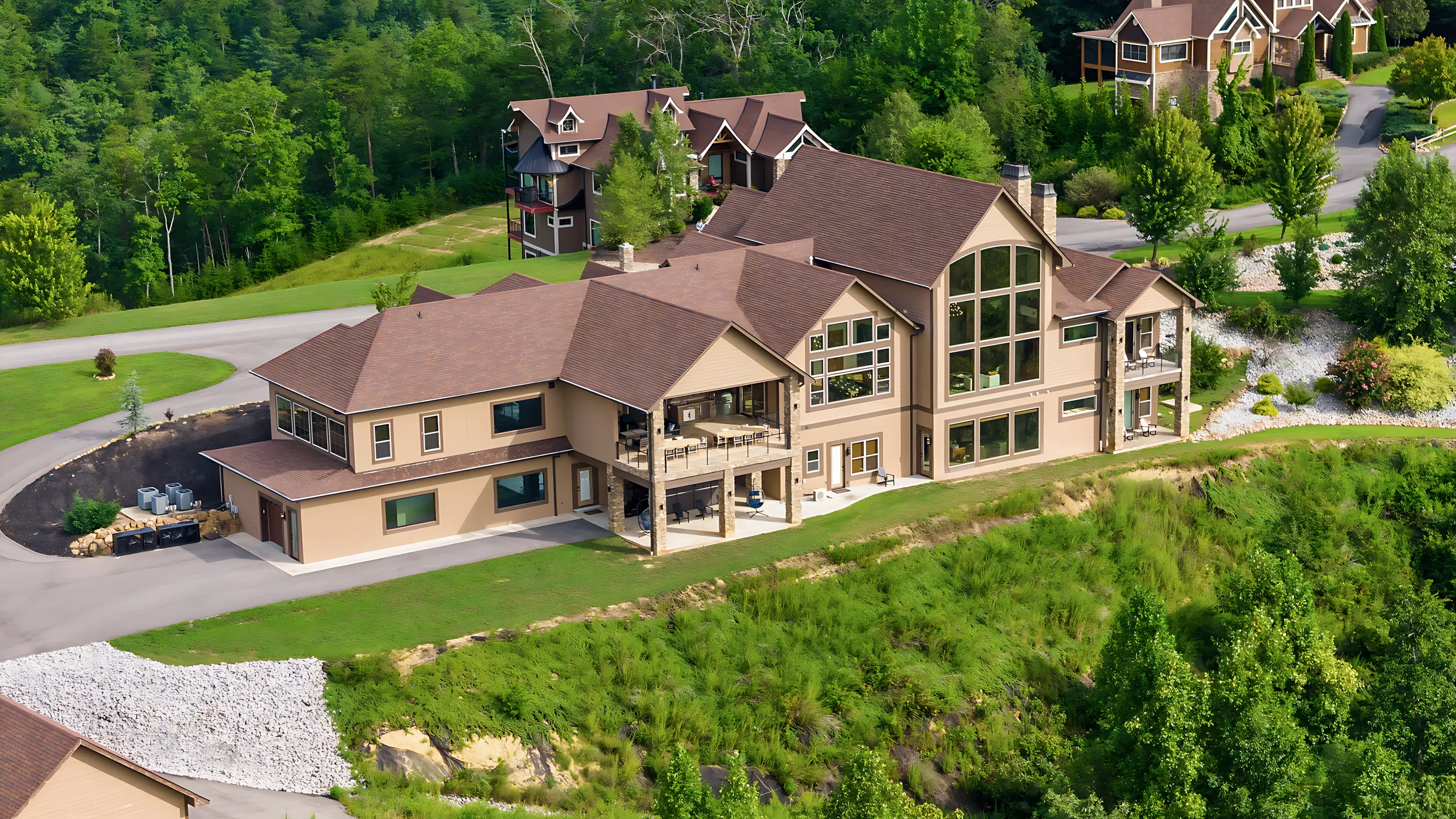 Wander Pigeon Forge Bluff #110