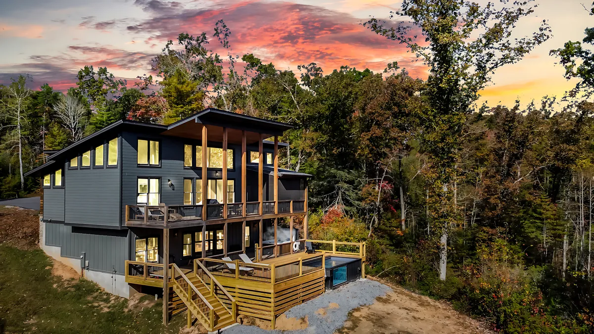 Wander Blue Ridge Oaks