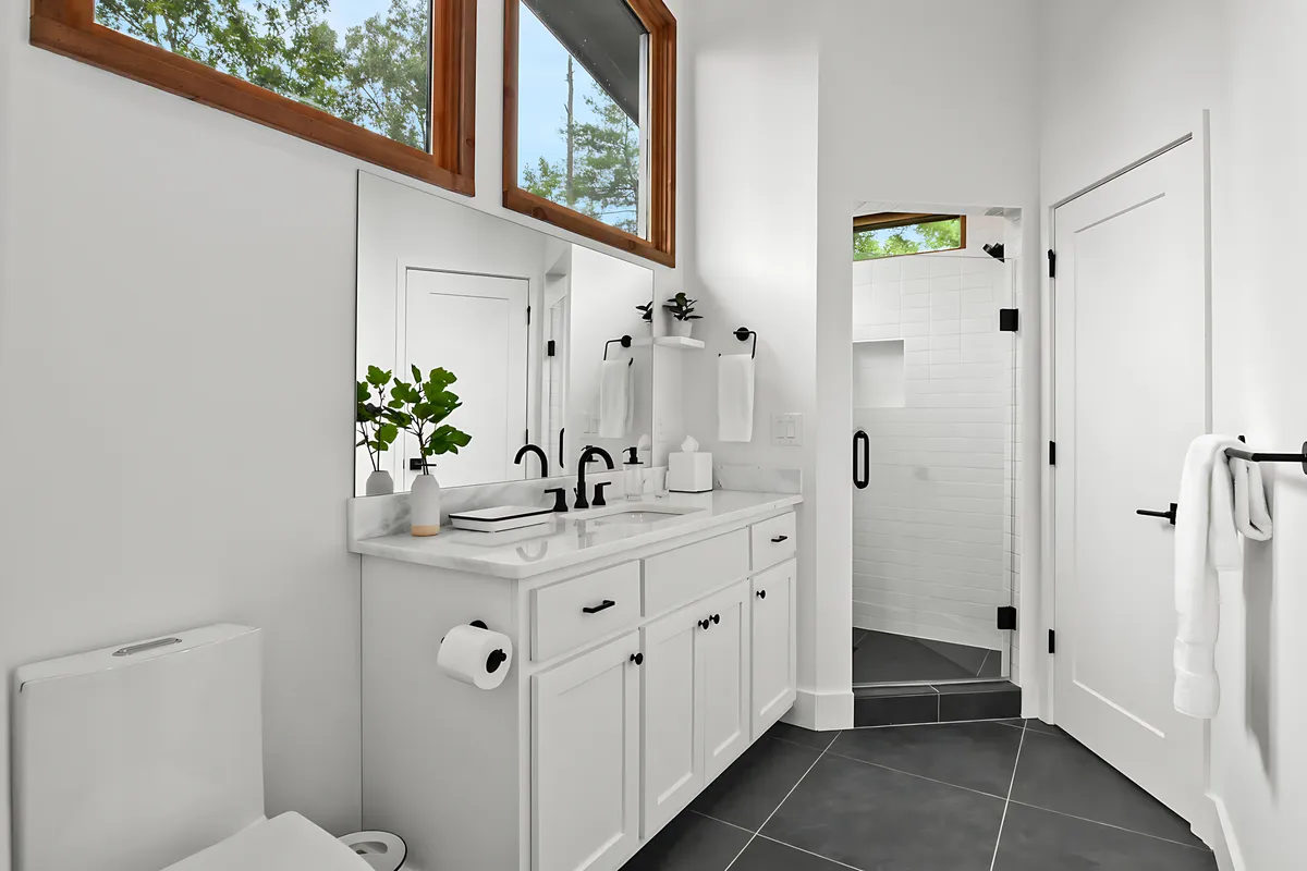 Wander Blue Ridge Oaks