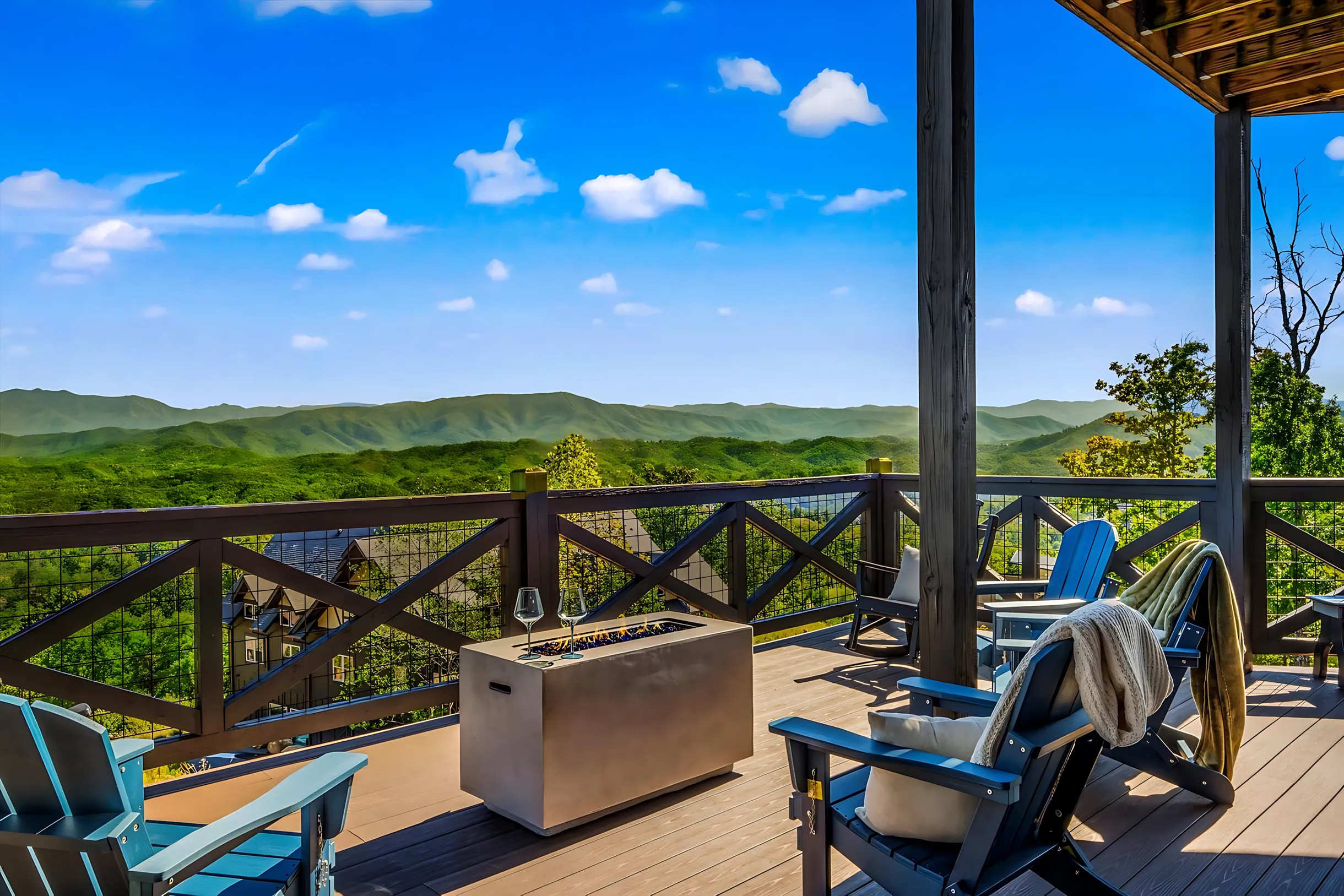 Wander Pigeon Forge Eagle #81