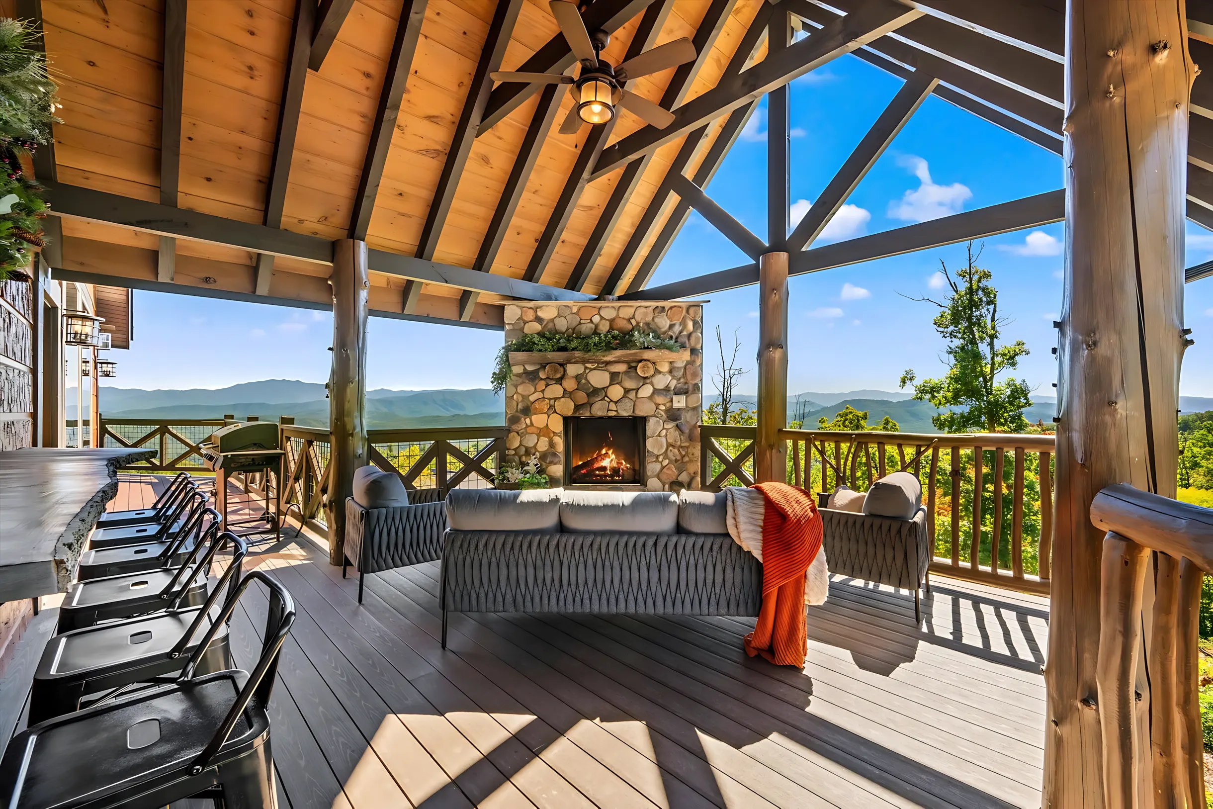 Wander Pigeon Forge Eagle #80