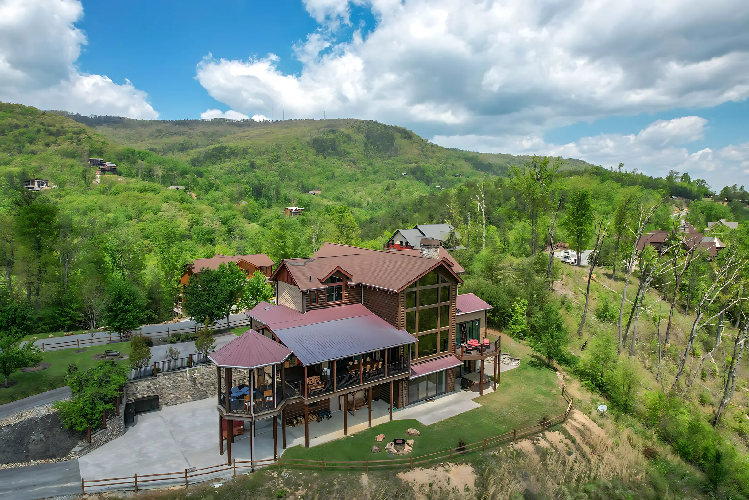 Wander Pigeon Forge Oasis #64