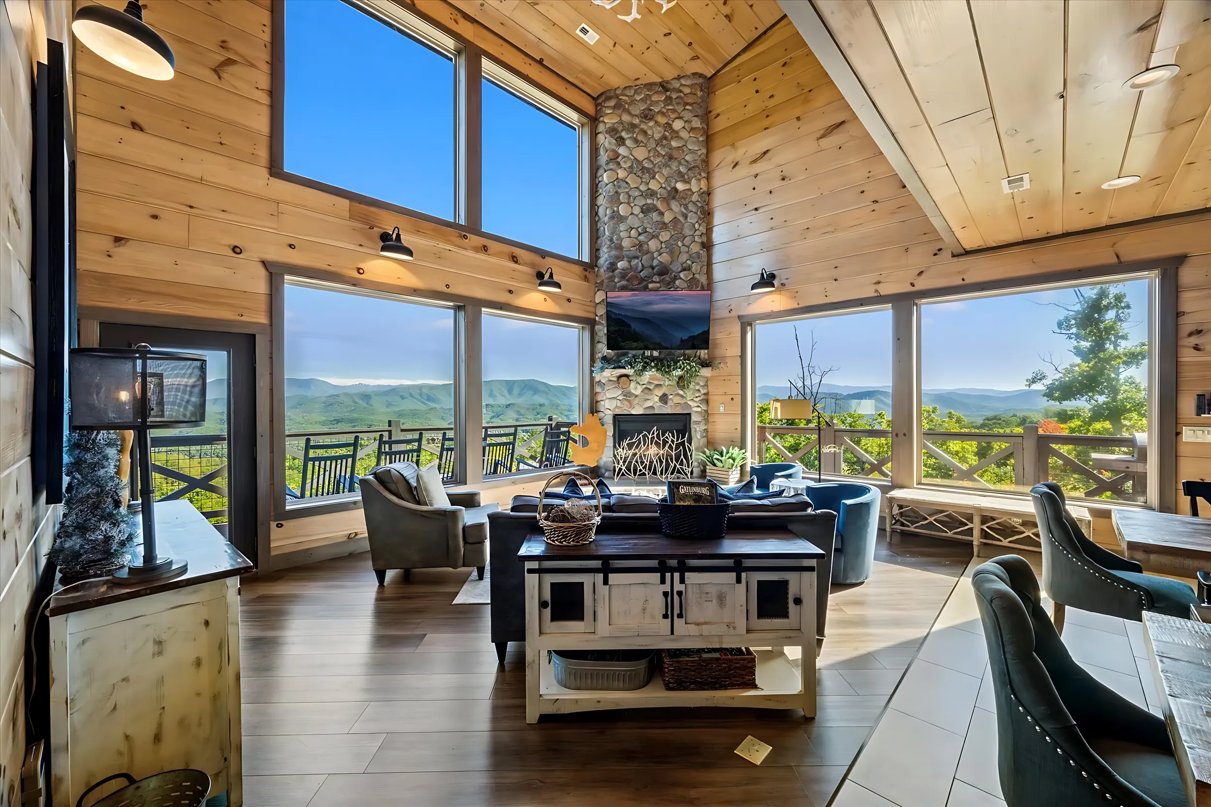 Wander Pigeon Forge Eagle #65