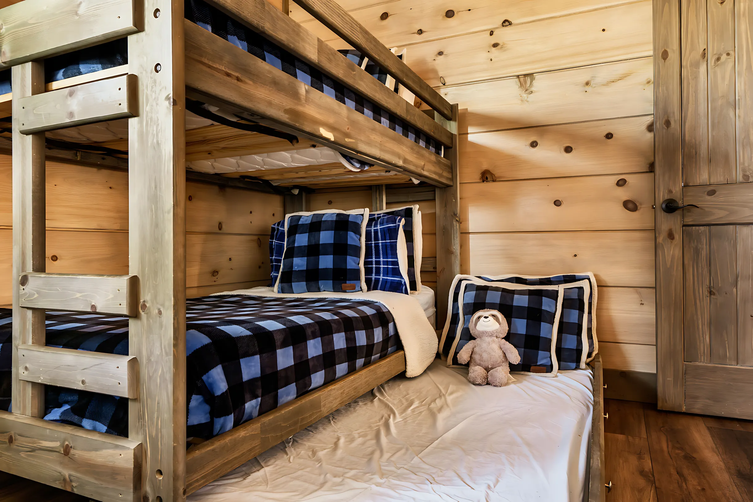 Wander Pigeon Forge Eagle #68