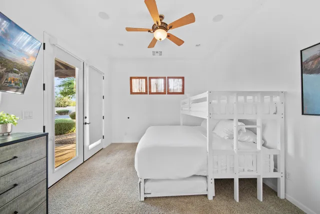 Bunk Bedroom image 1