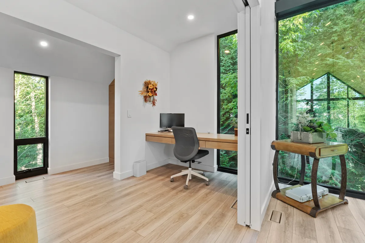 Office image