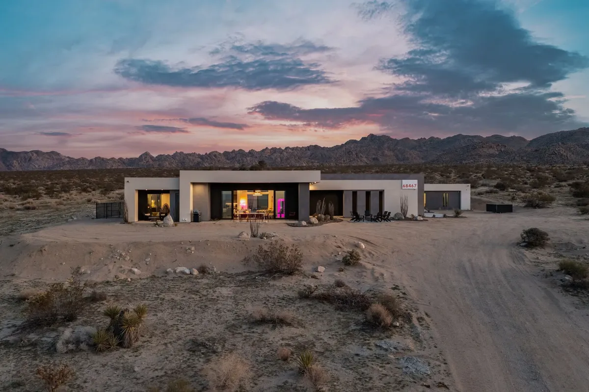 Wander Joshua Tree Cove #2