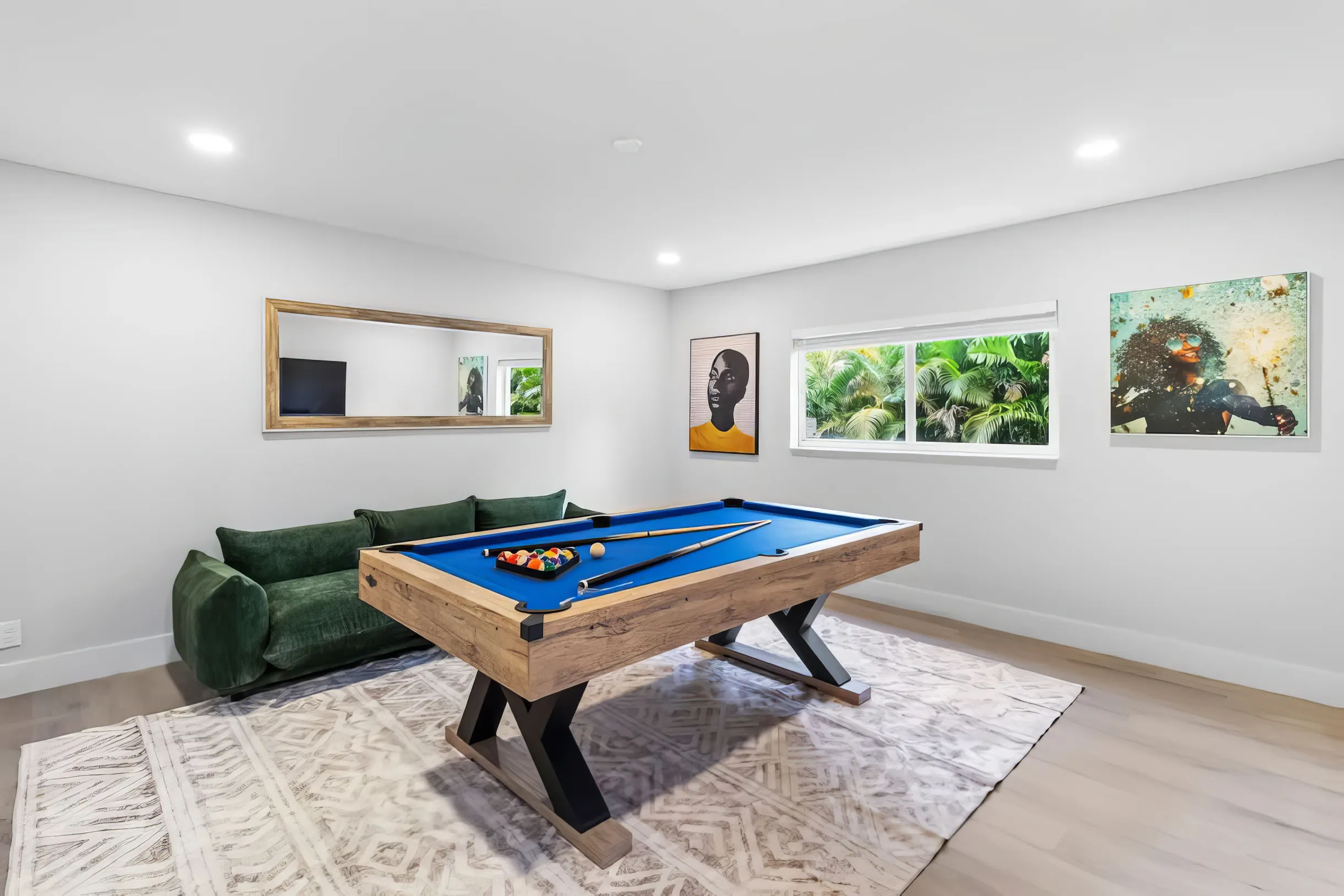 Wander Miami Manor #9