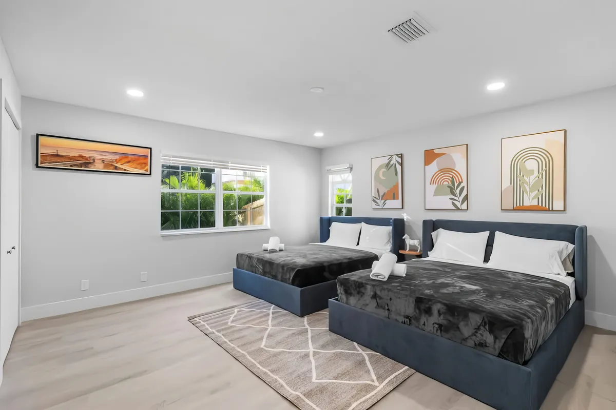 Bedroom 3 image
