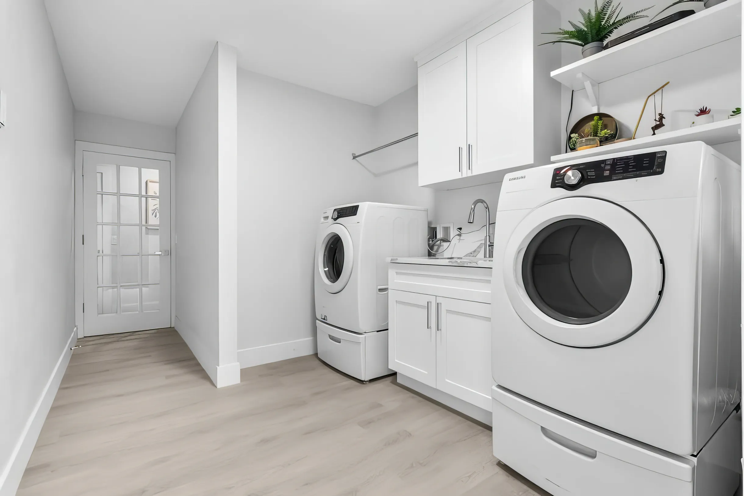 Wander Miami Manor #23