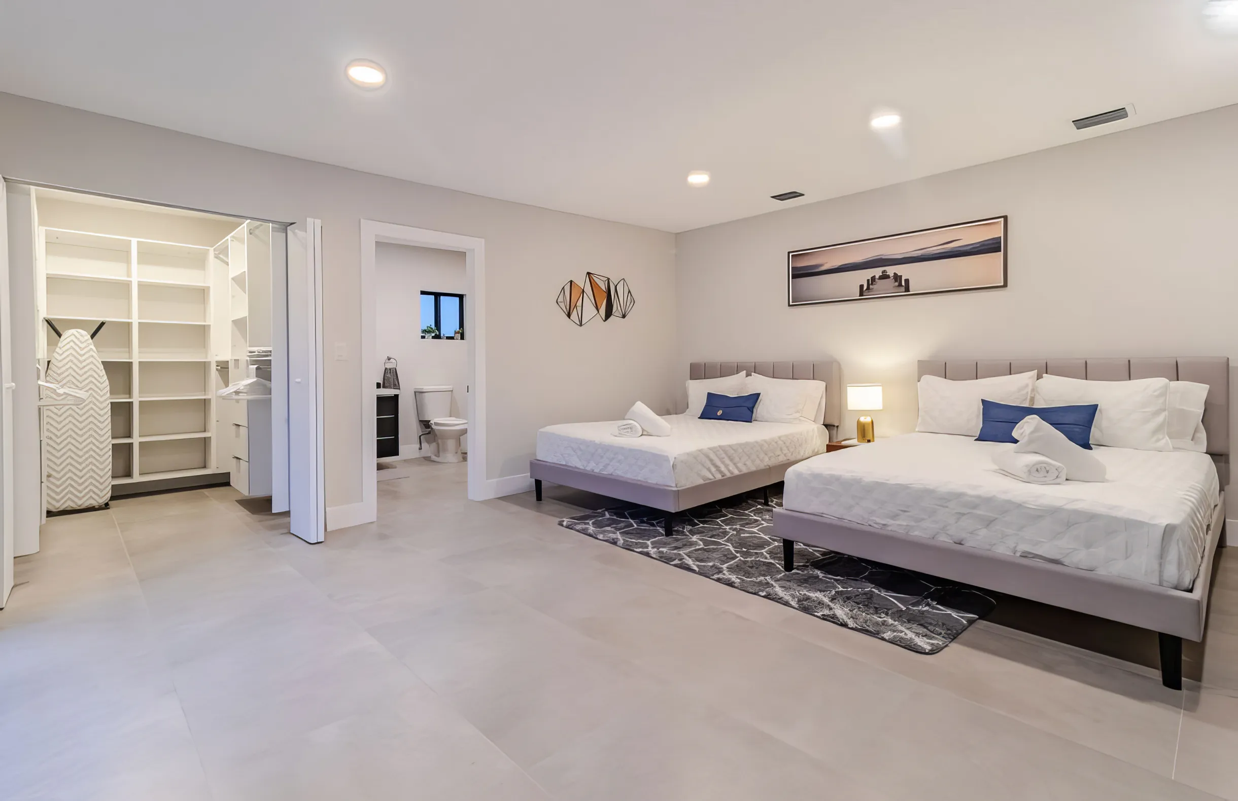 Wander Biscayne Villa #11